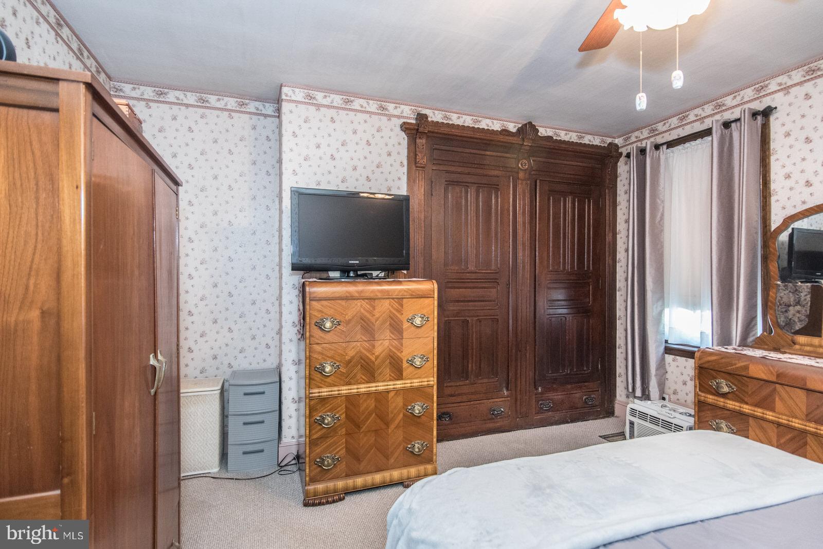 PORT RICHMOND - Residential
