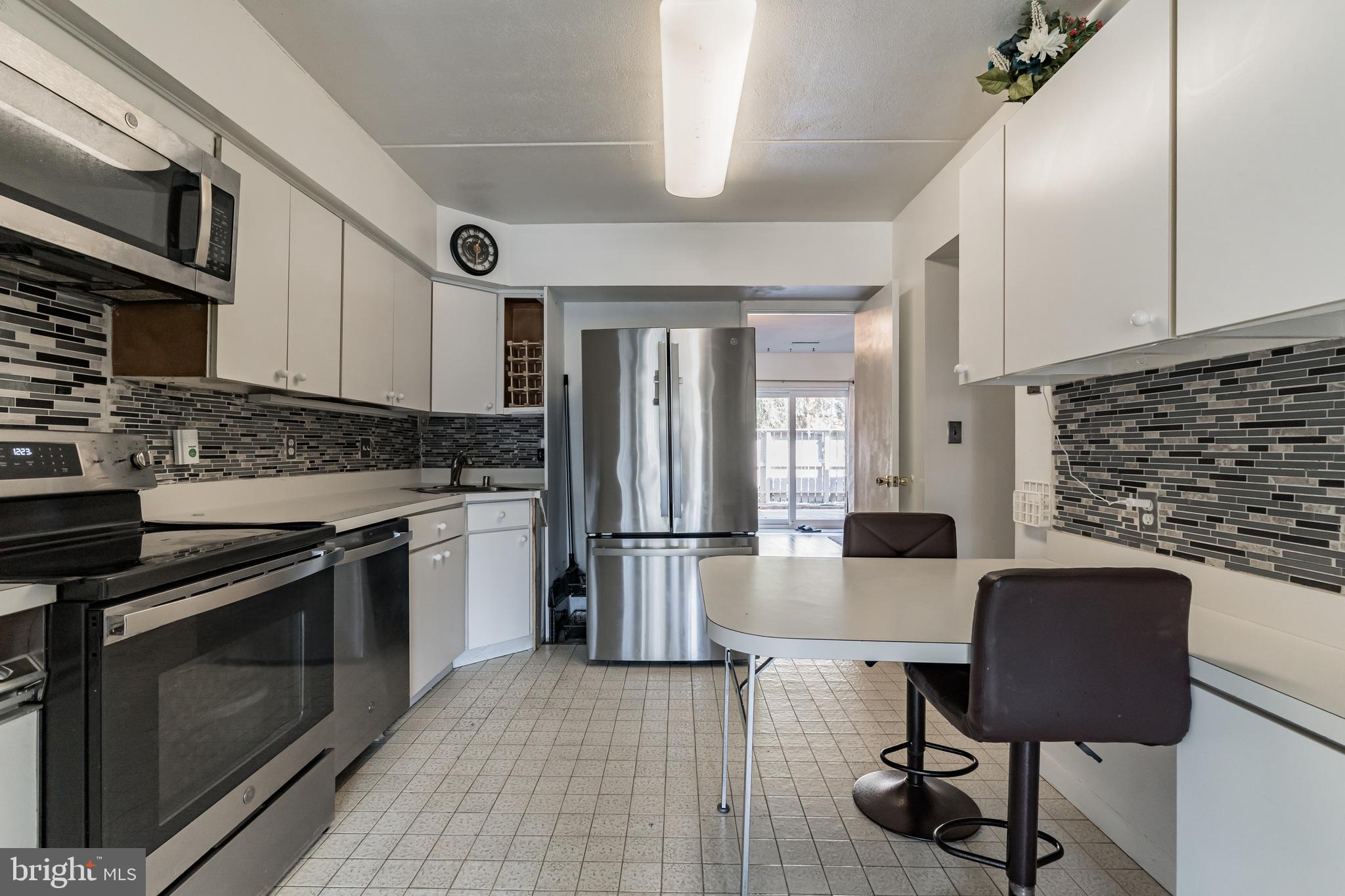 ANNEN WOODS - Residential