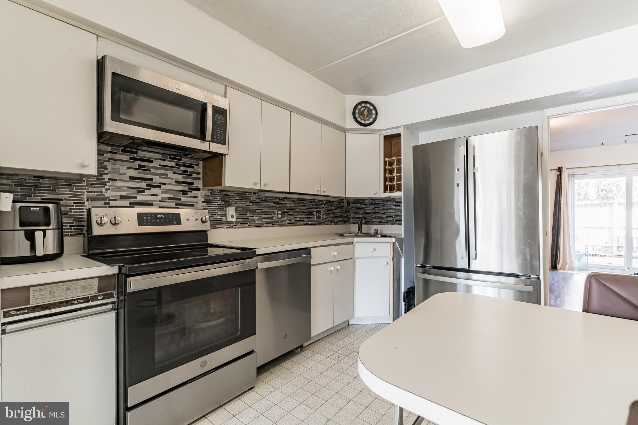 ANNEN WOODS - Residential
