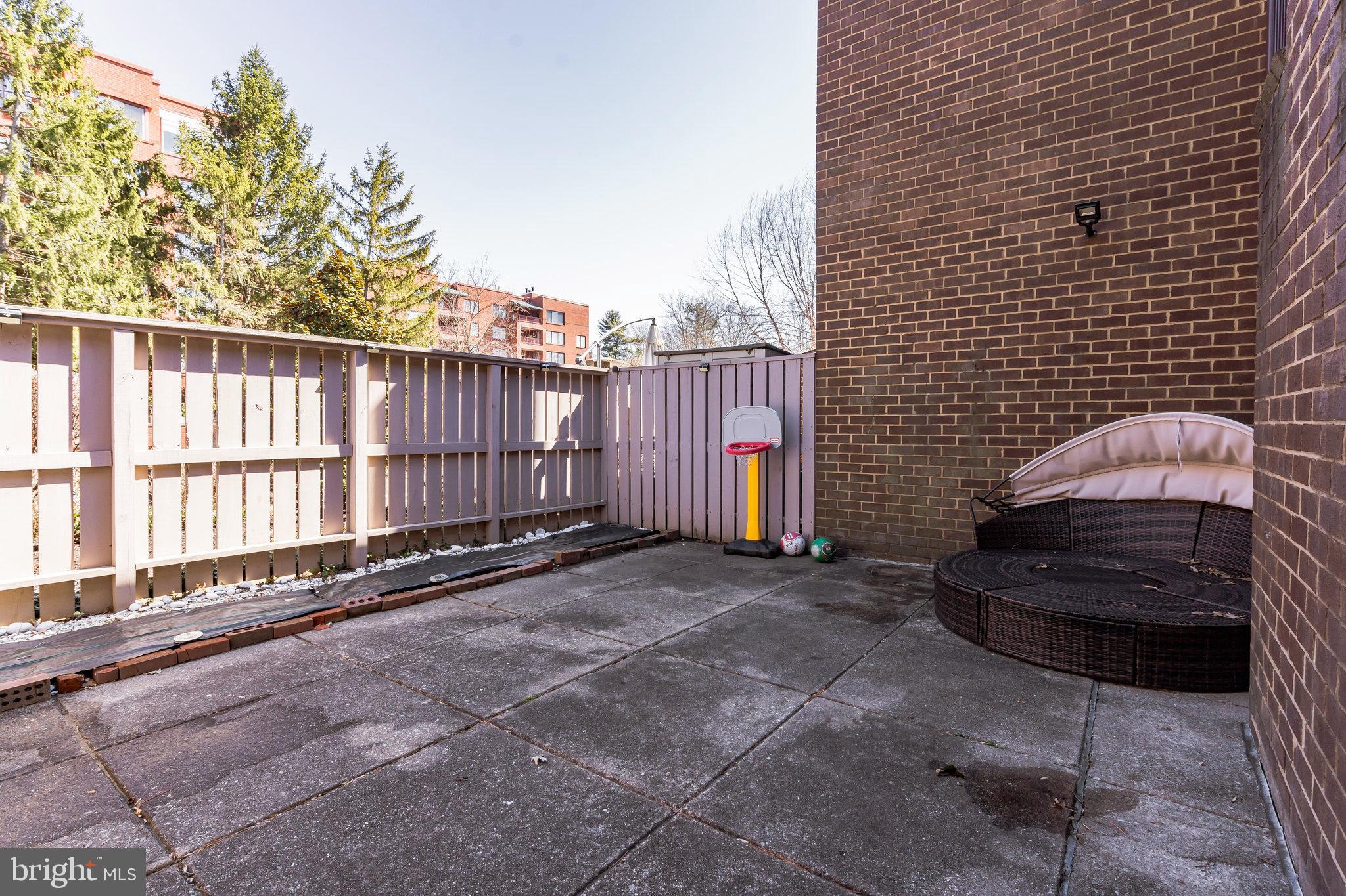 ANNEN WOODS - Residential
