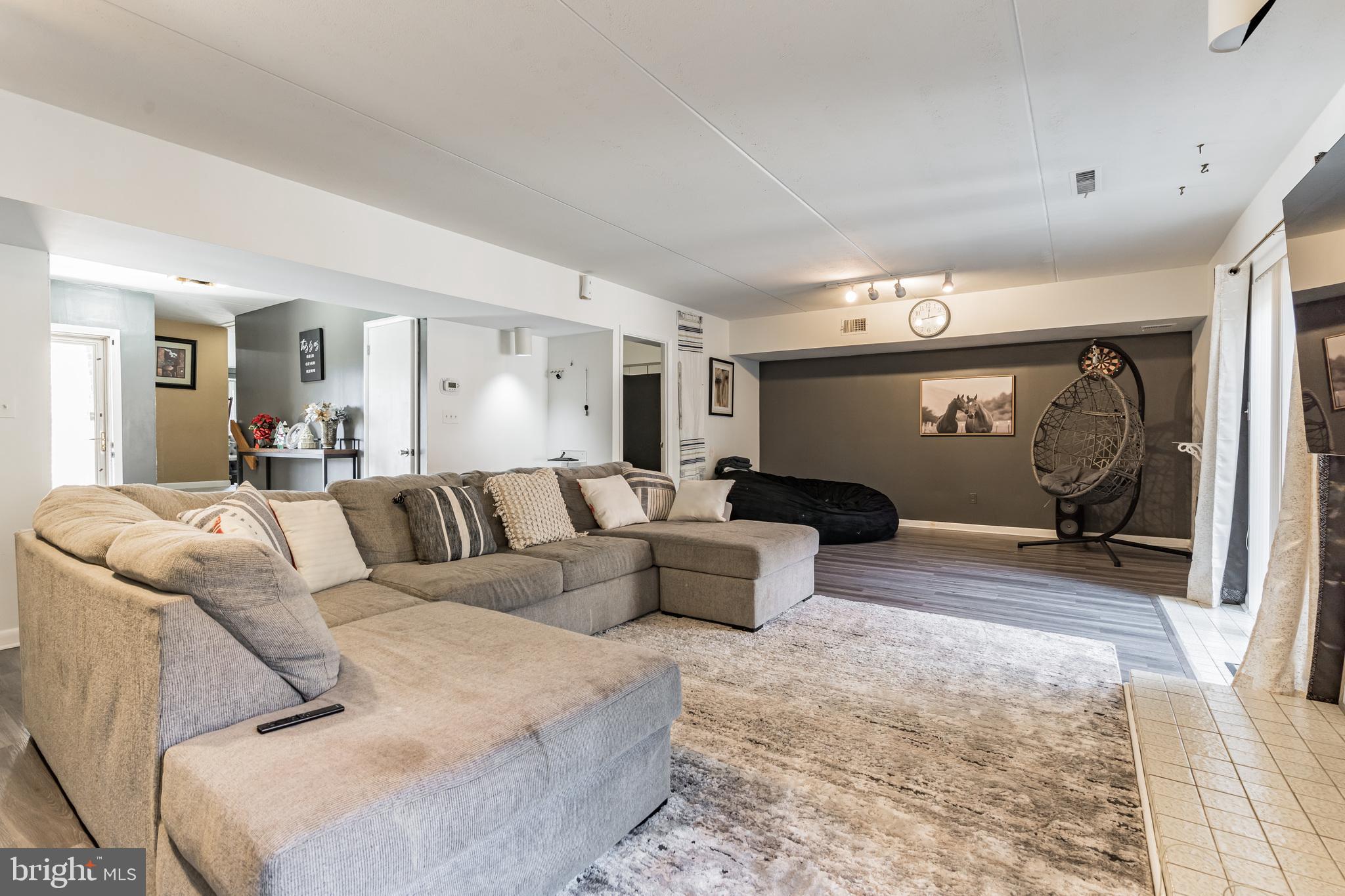 ANNEN WOODS - Residential
