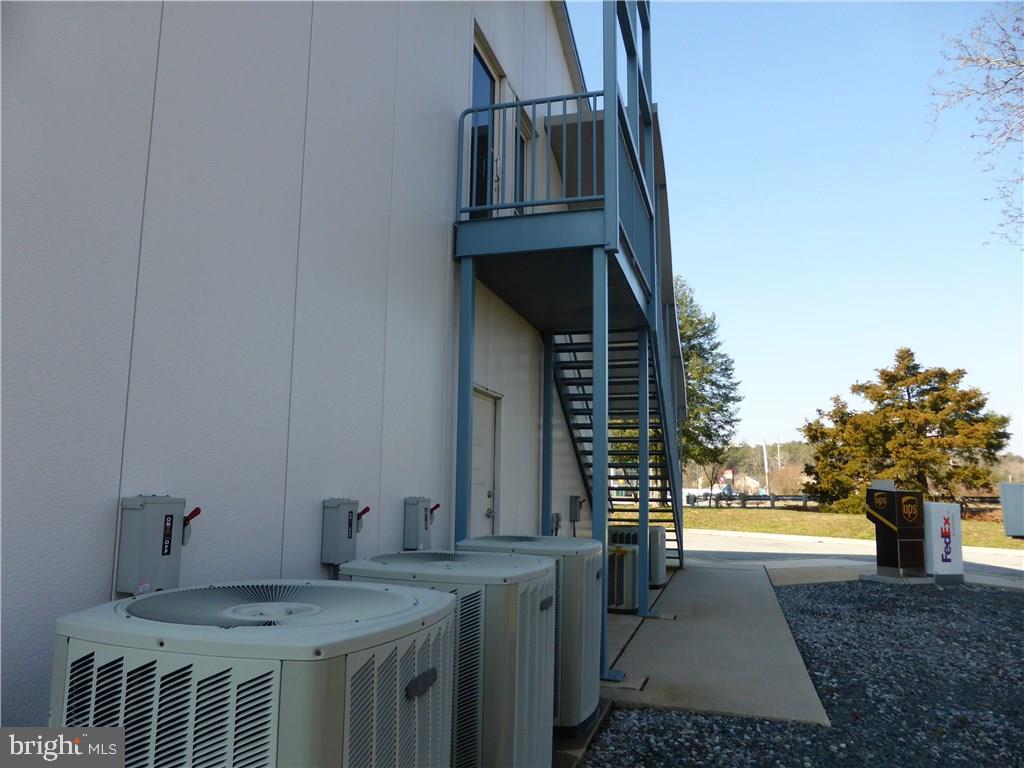 CARPENTERS CROSSING - Commercial Sale