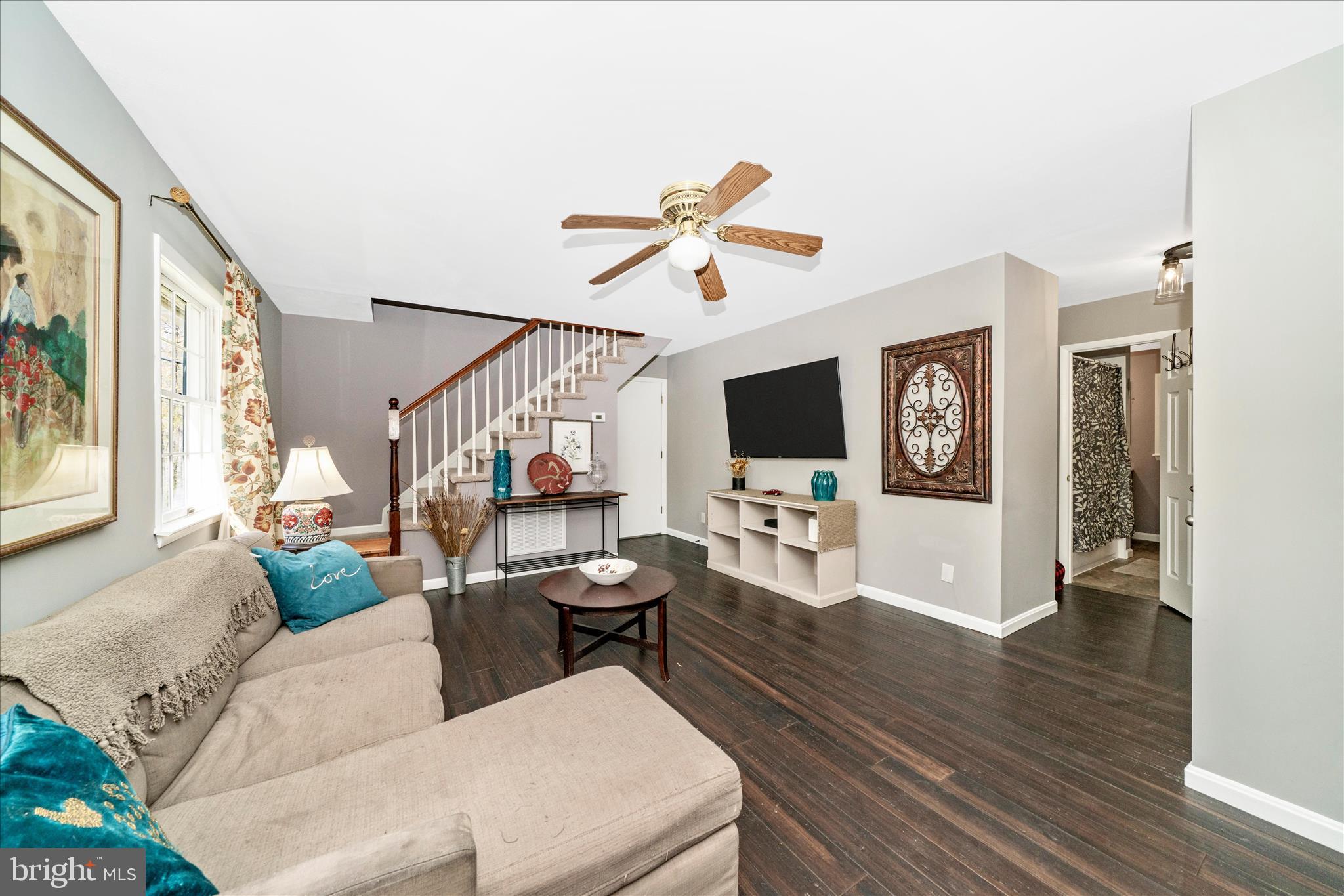 PT ROCKVILLE OUT RES. 3 - Residential