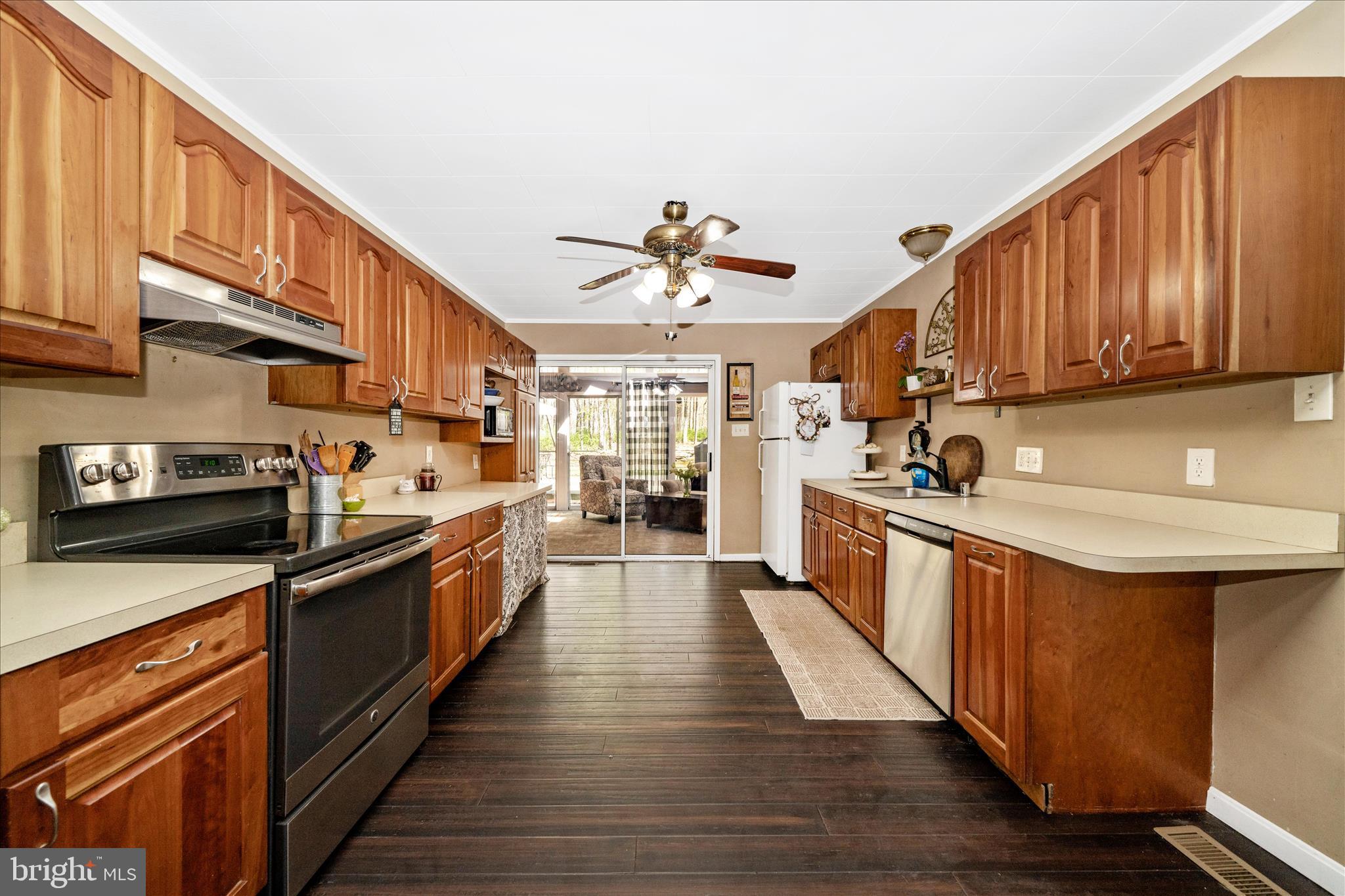PT ROCKVILLE OUT RES. 3 - Residential