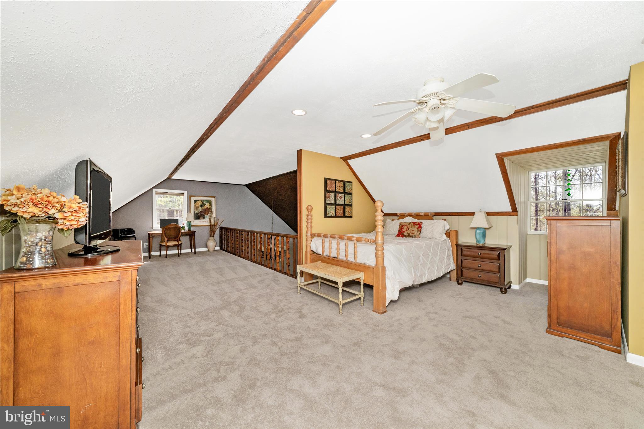 PT ROCKVILLE OUT RES. 3 - Residential