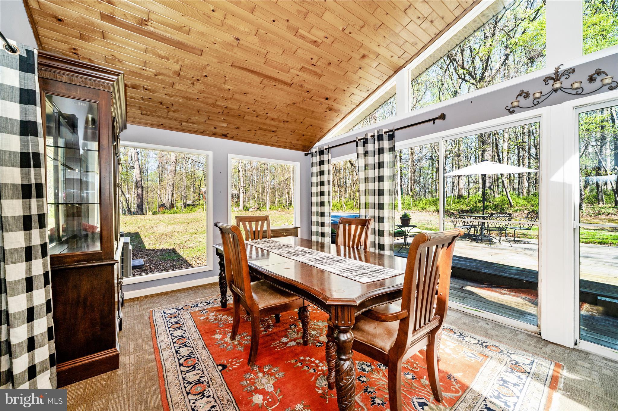 PT ROCKVILLE OUT RES. 3 - Residential