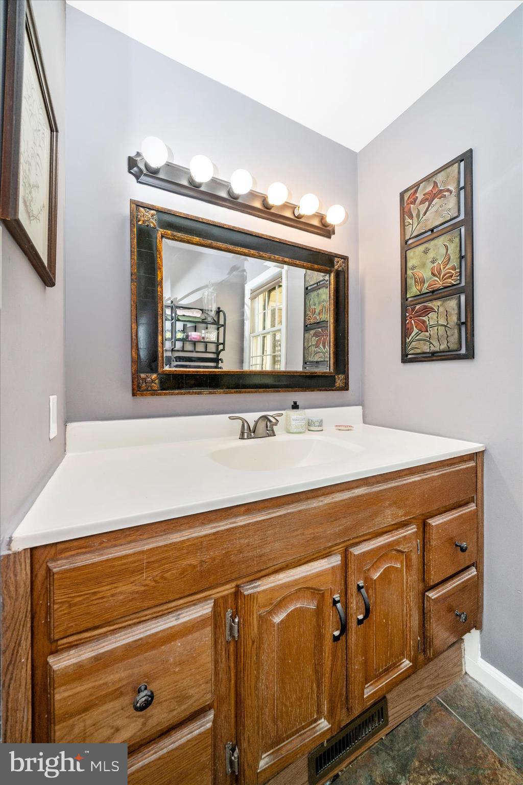 PT ROCKVILLE OUT RES. 3 - Residential
