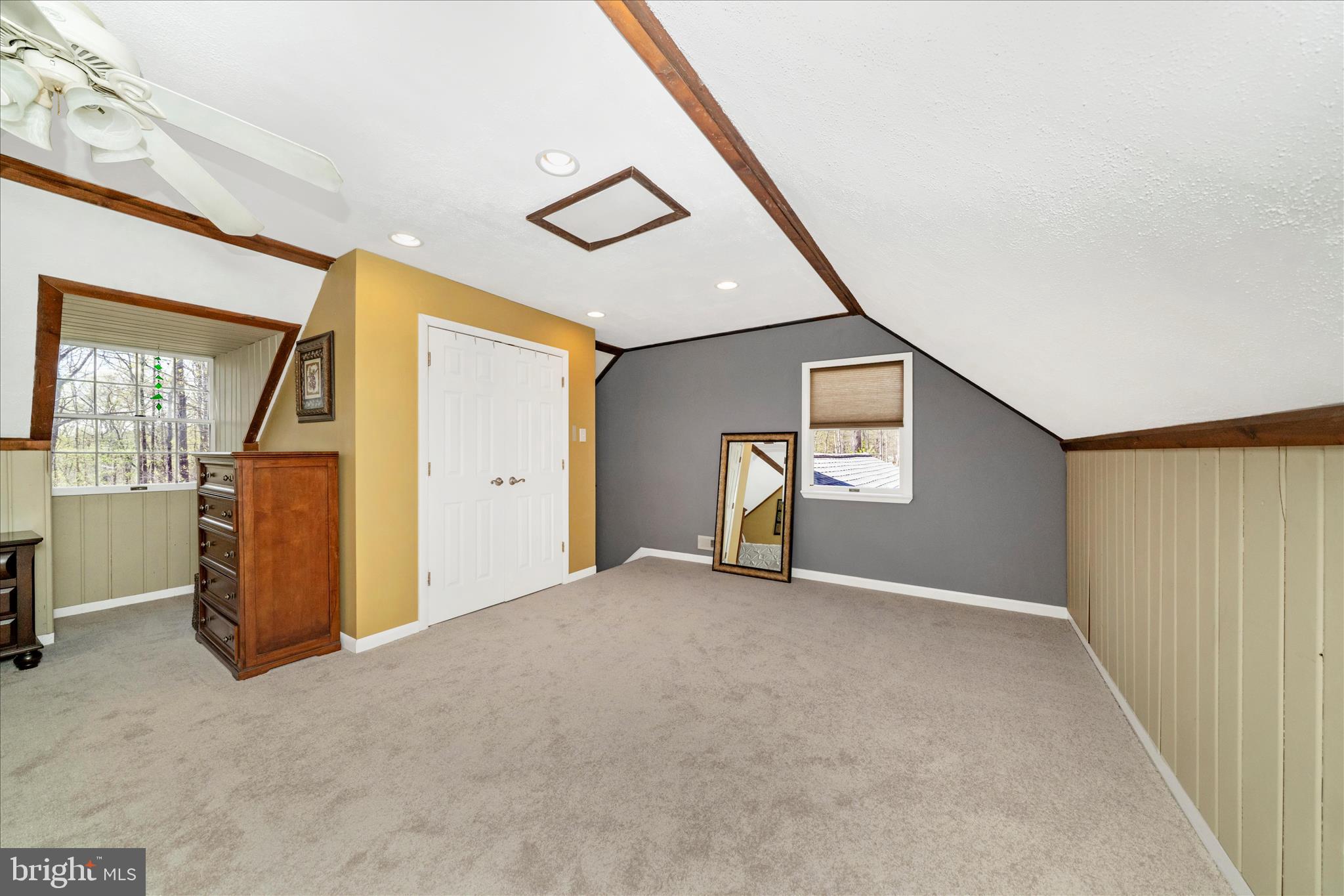 PT ROCKVILLE OUT RES. 3 - Residential