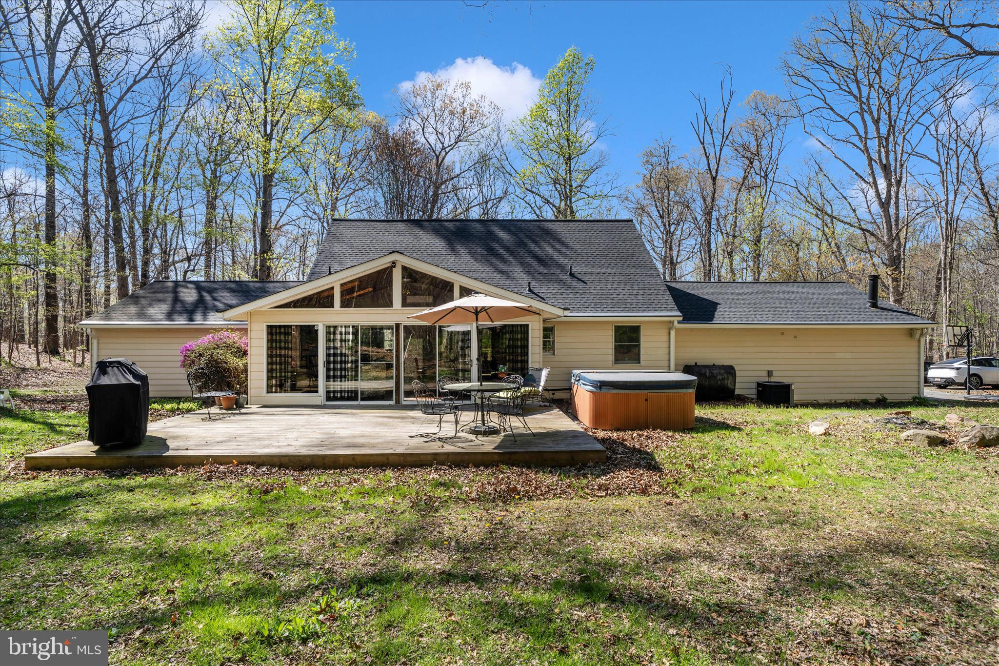 PT ROCKVILLE OUT RES. 3 - Residential