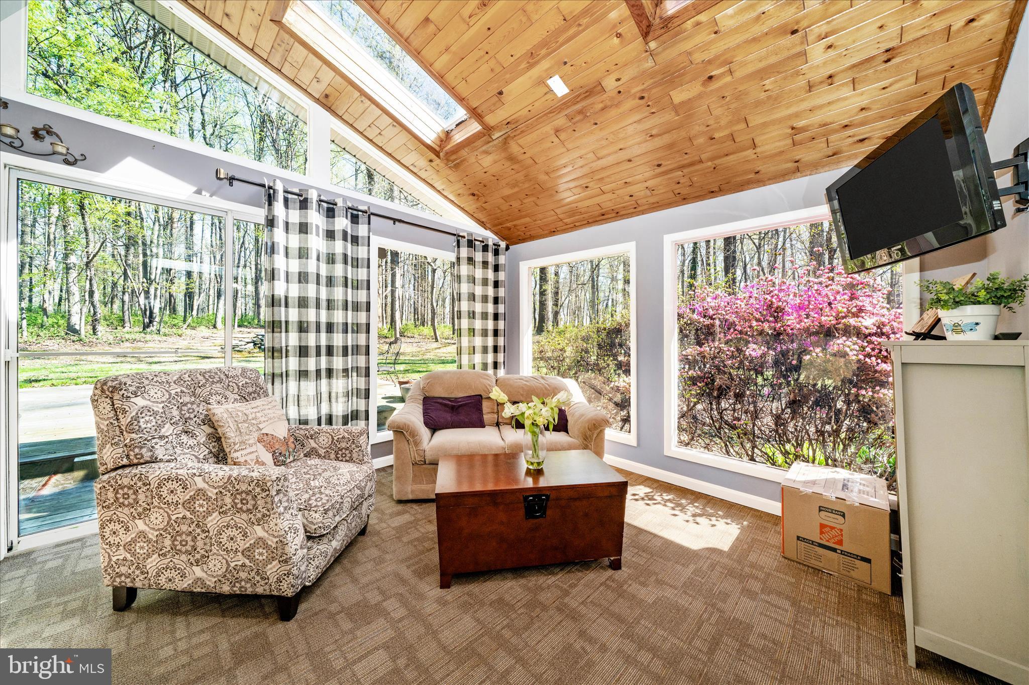 PT ROCKVILLE OUT RES. 3 - Residential