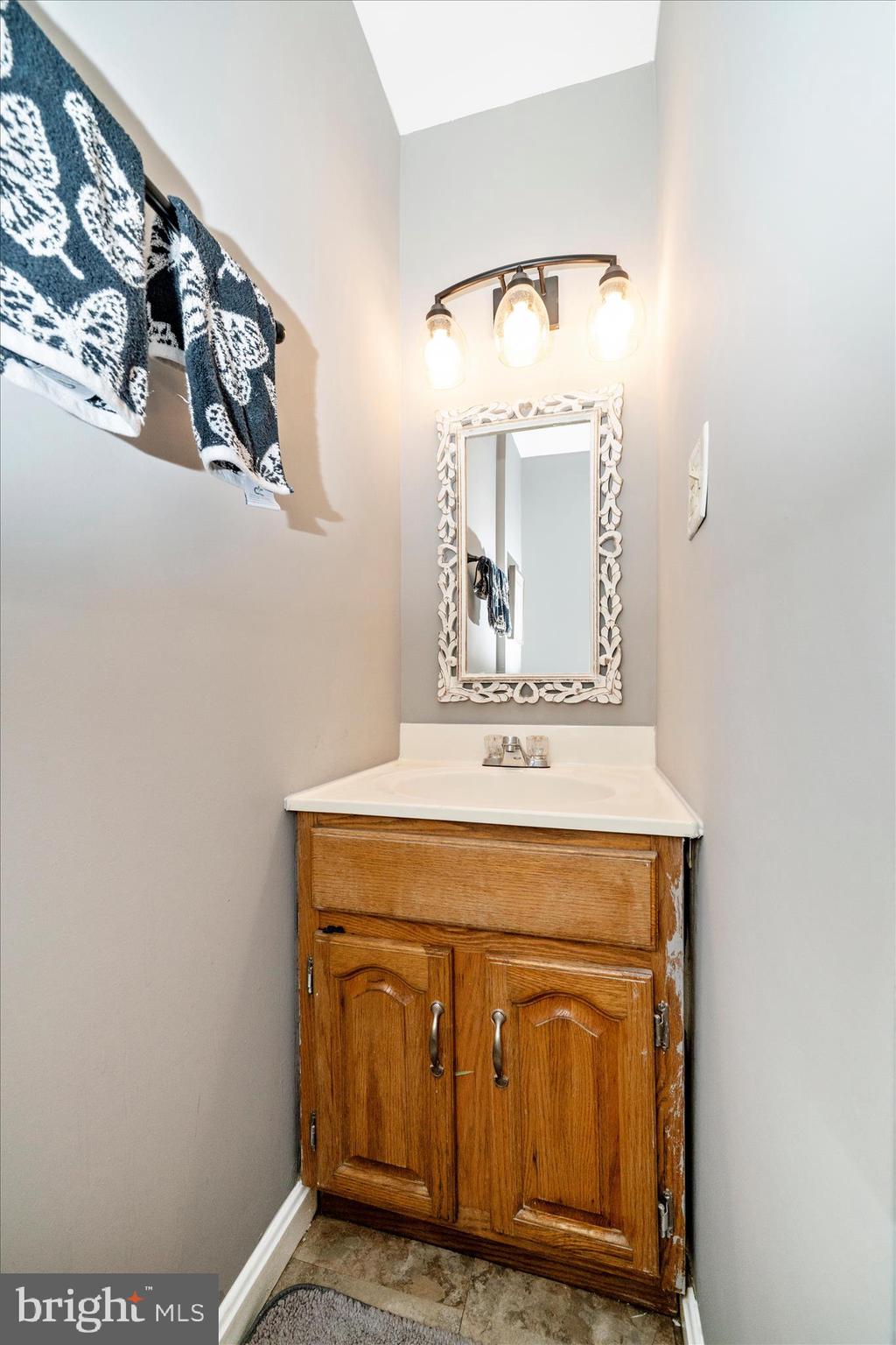 PT ROCKVILLE OUT RES. 3 - Residential