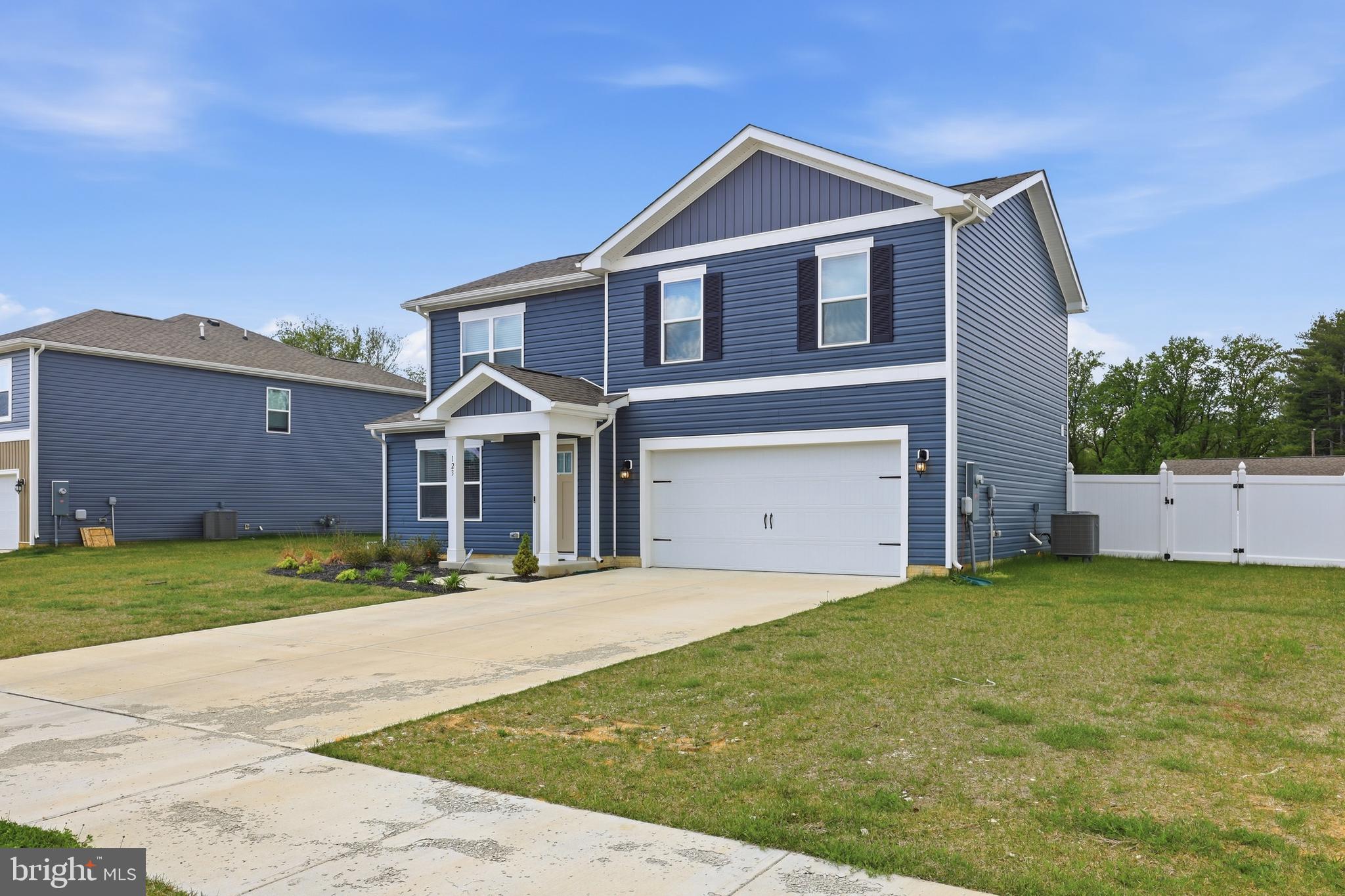 MAGNOLIA ESTATES - Residential