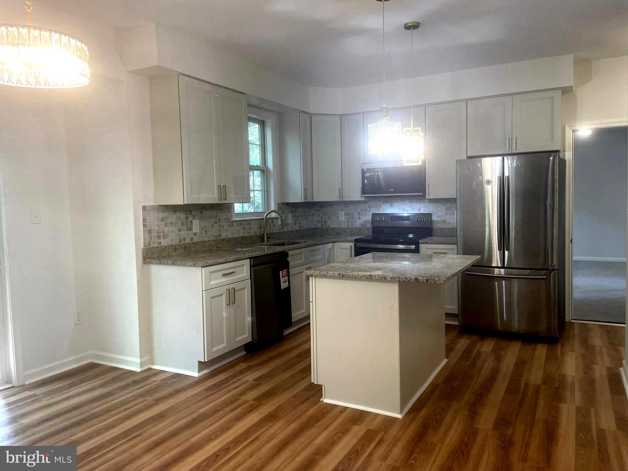 SWAN POINT SUB - Residential