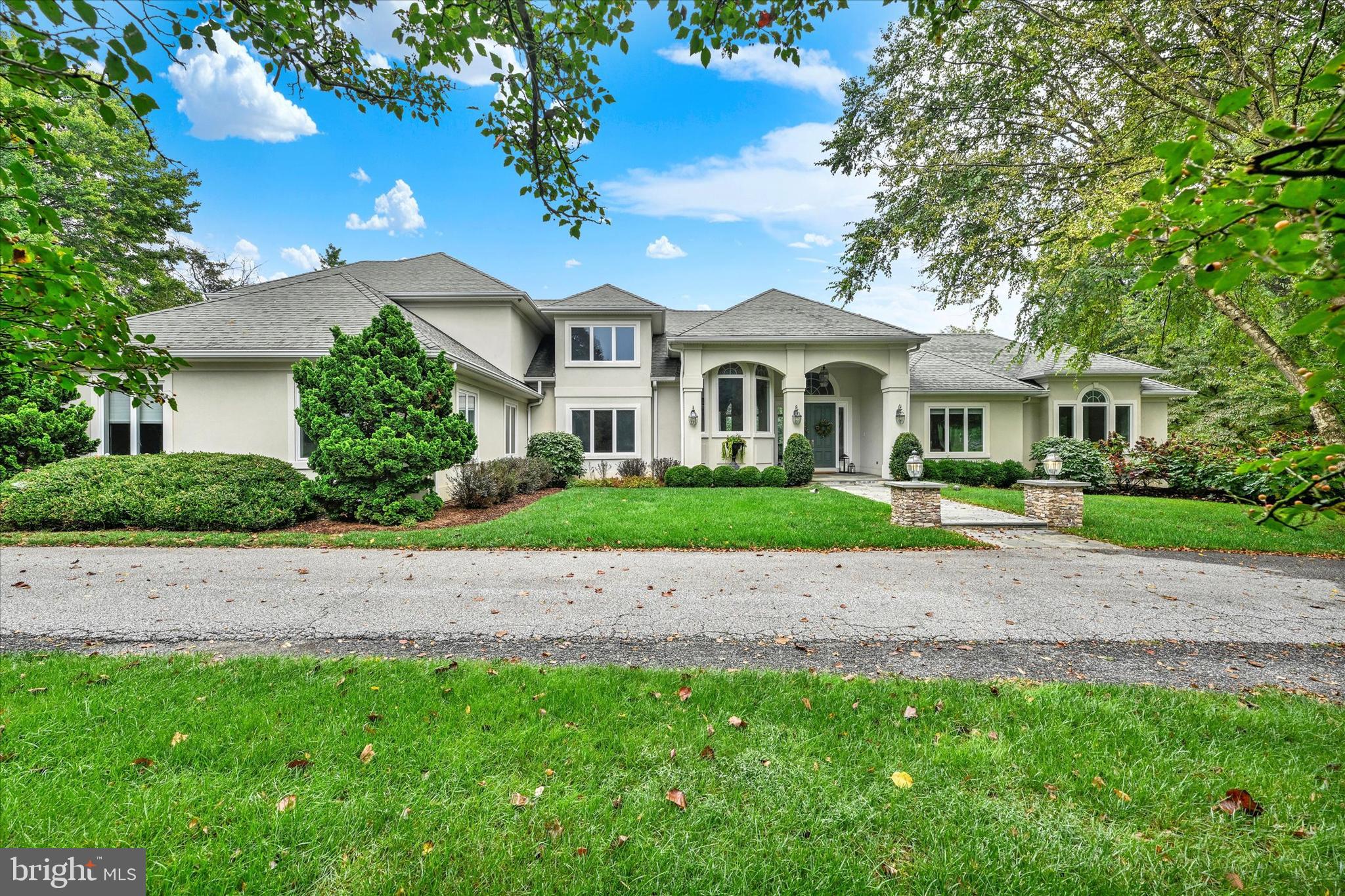 BLENHEIM FARM - Residential