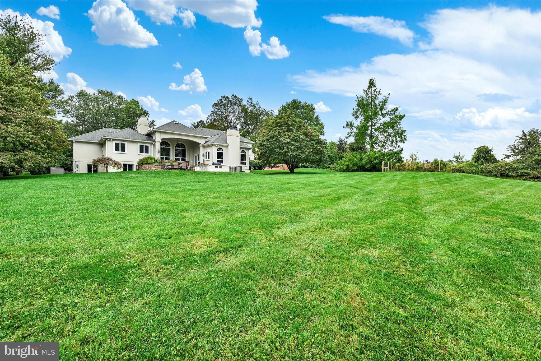 BLENHEIM FARM - Residential