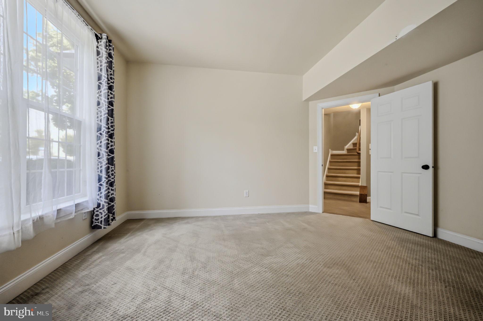 RAVENSCLIFF - Residential