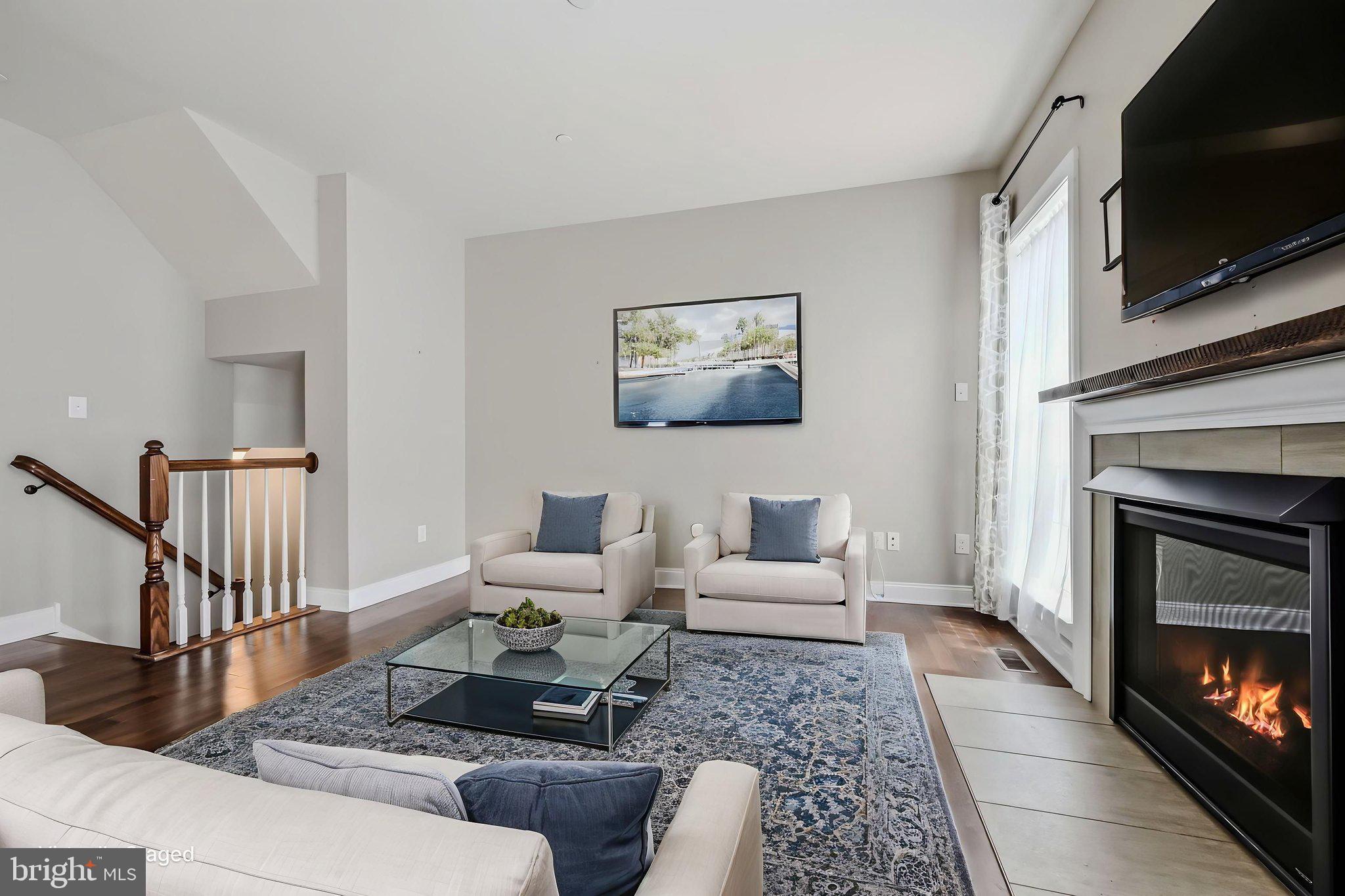 RAVENSCLIFF - Residential