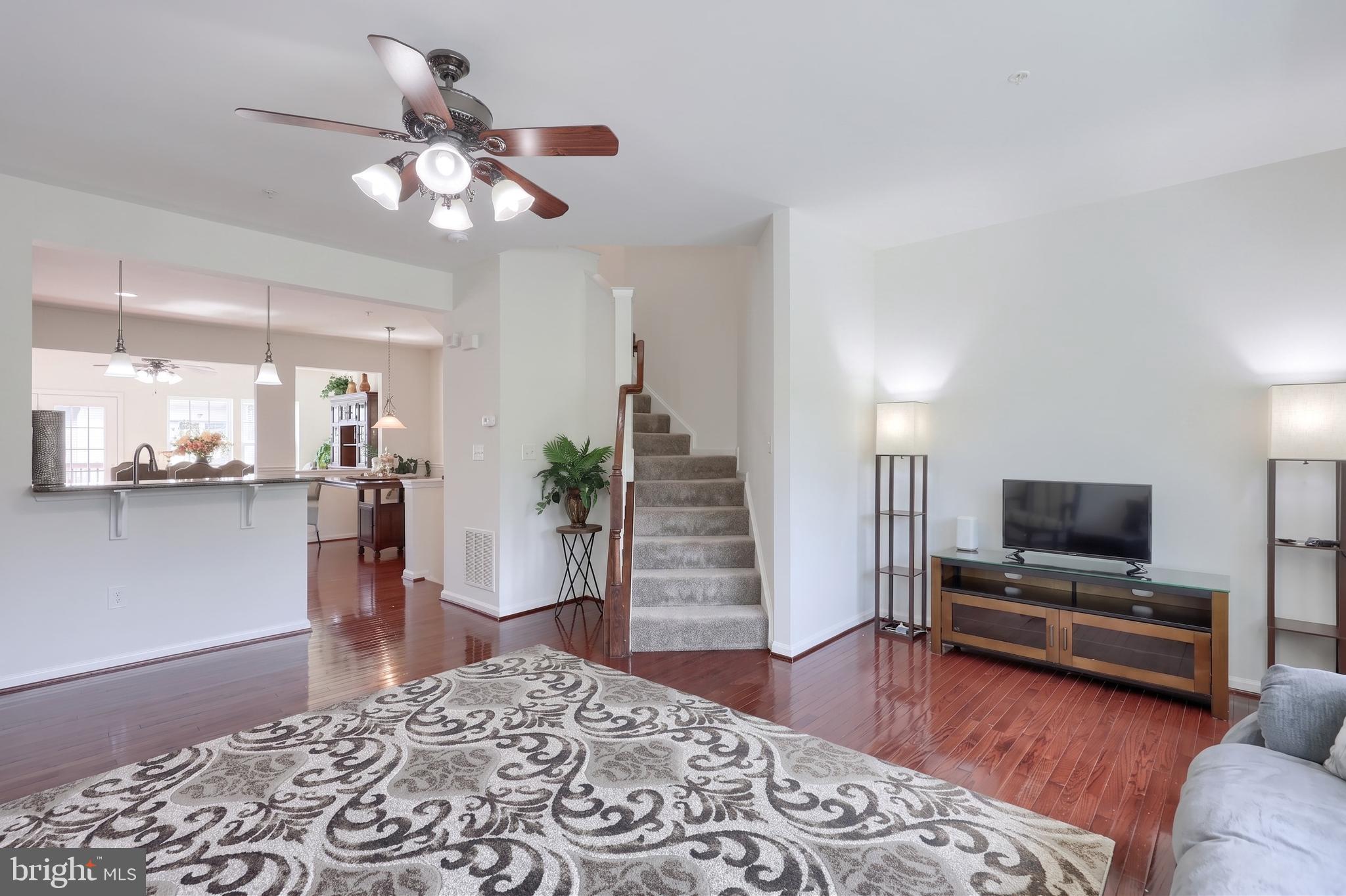 STONEGATE AT REGENTS GLEN - Residential