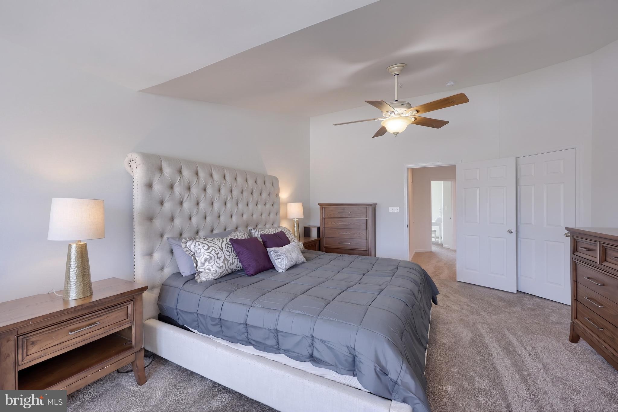 STONEGATE AT REGENTS GLEN - Residential