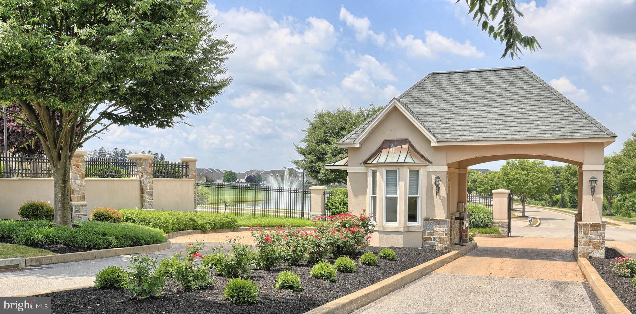 STONEGATE AT REGENTS GLEN - Residential
