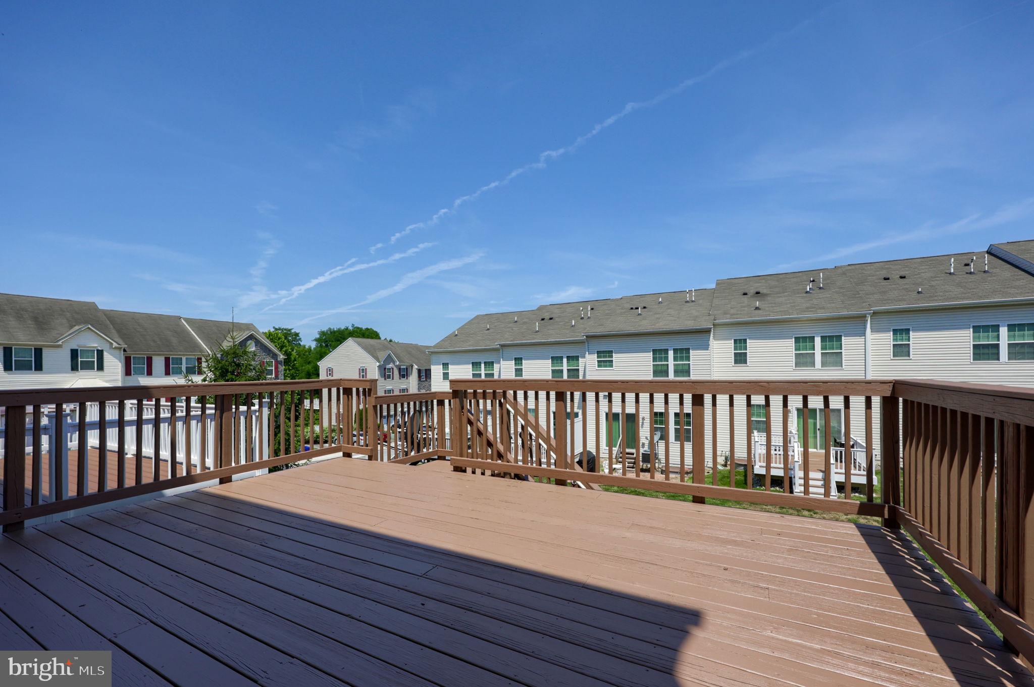 STONEGATE AT REGENTS GLEN - Residential