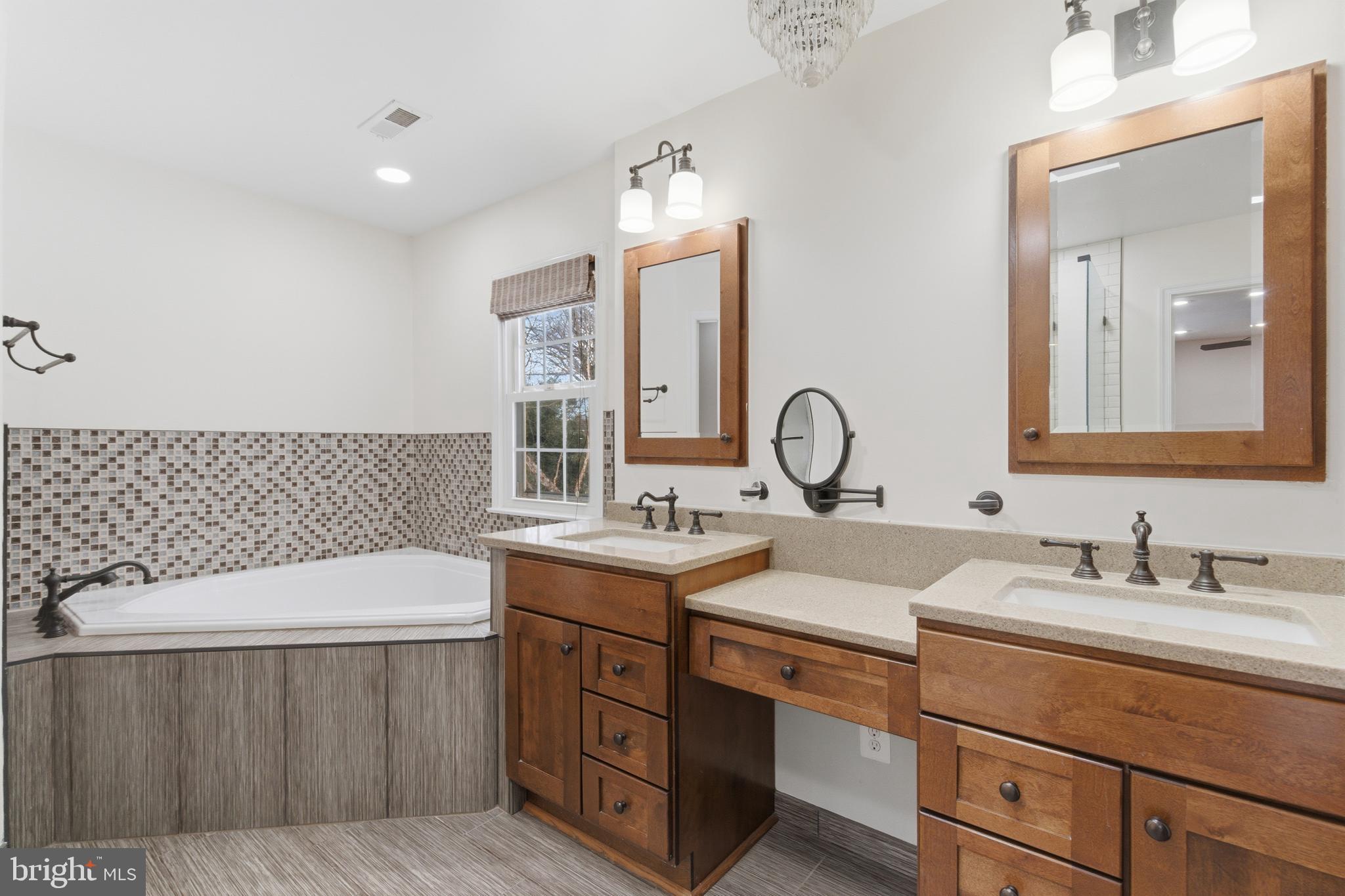 LAKE NORMANDY ESTATES - Residential