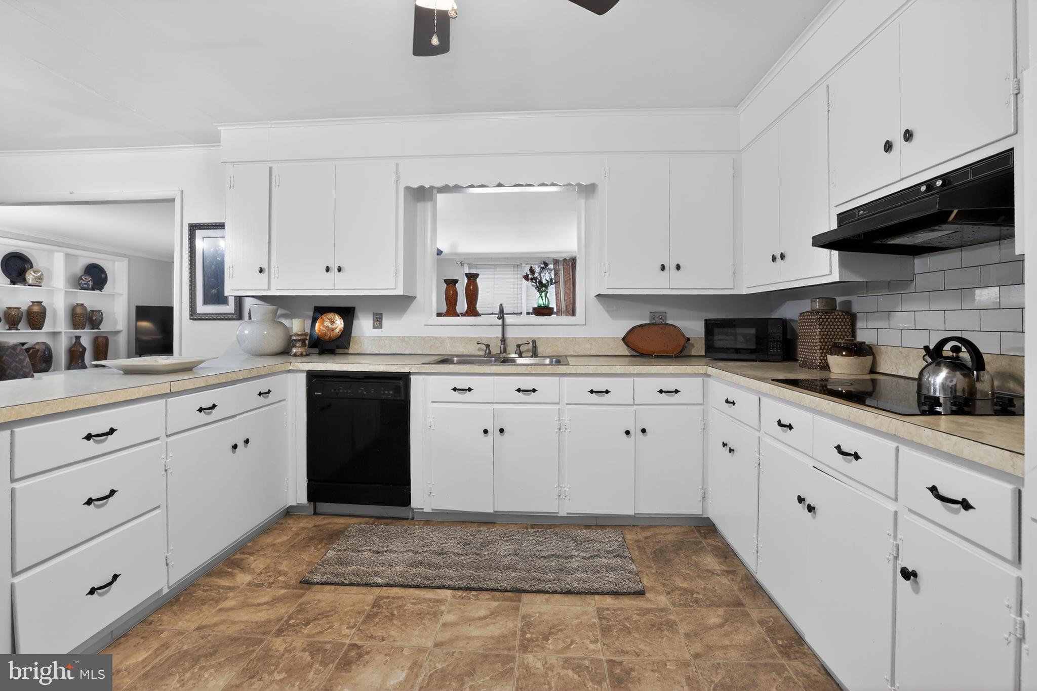 STONEY RIDGE - Residential