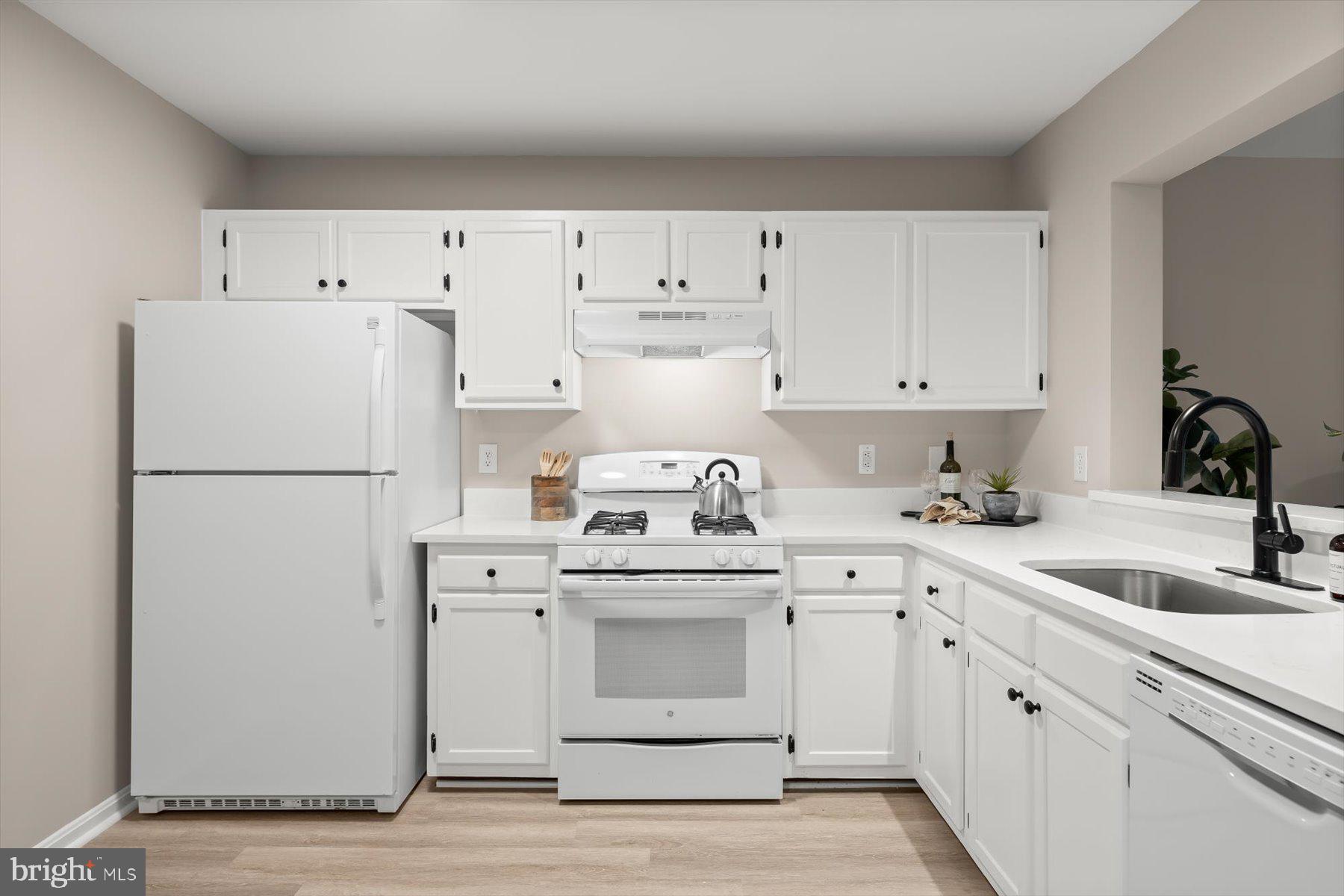 GERMANTOWN ESTATES - Residential