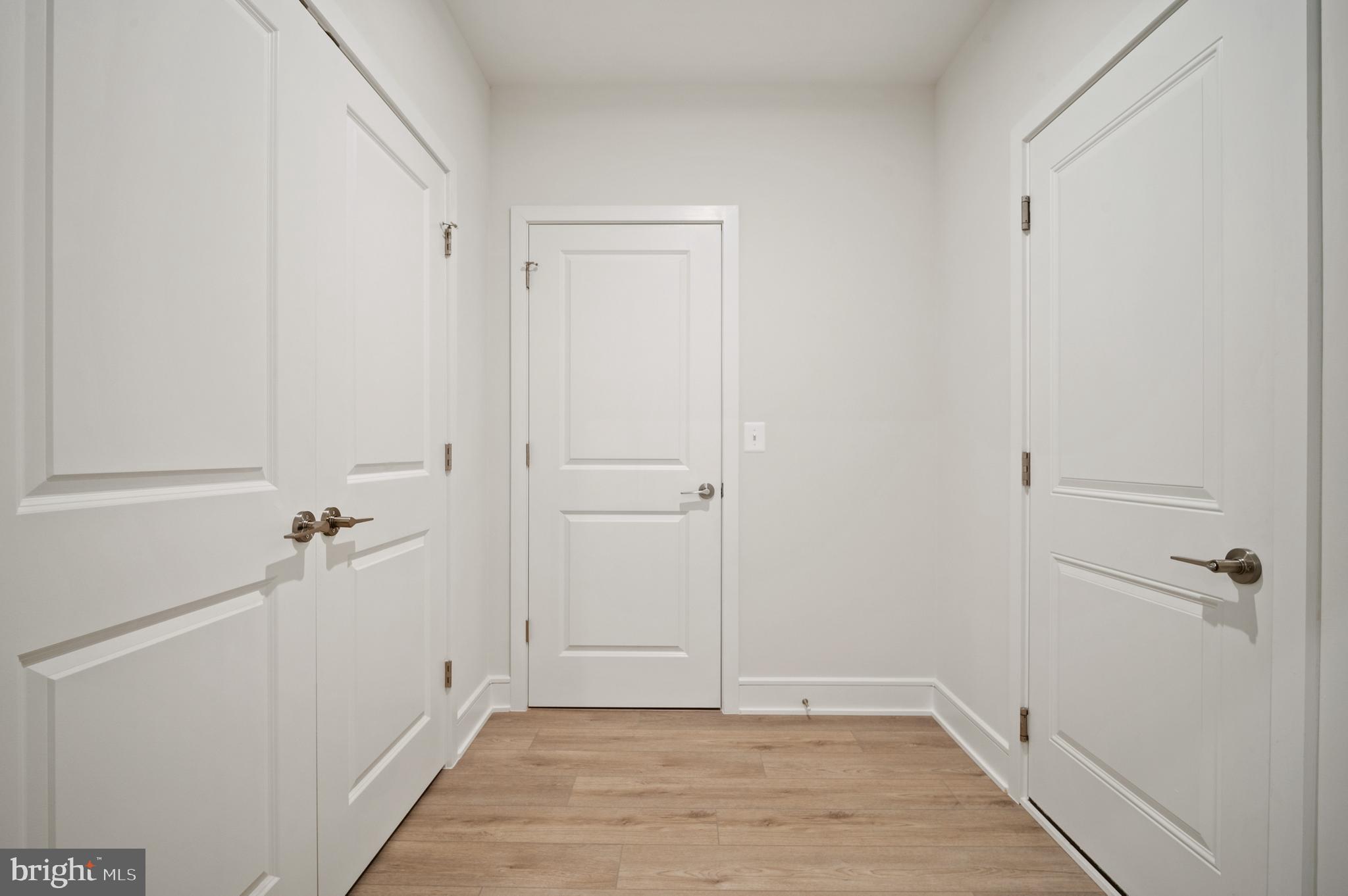 BROADLANDS STATION - Residential Lease
