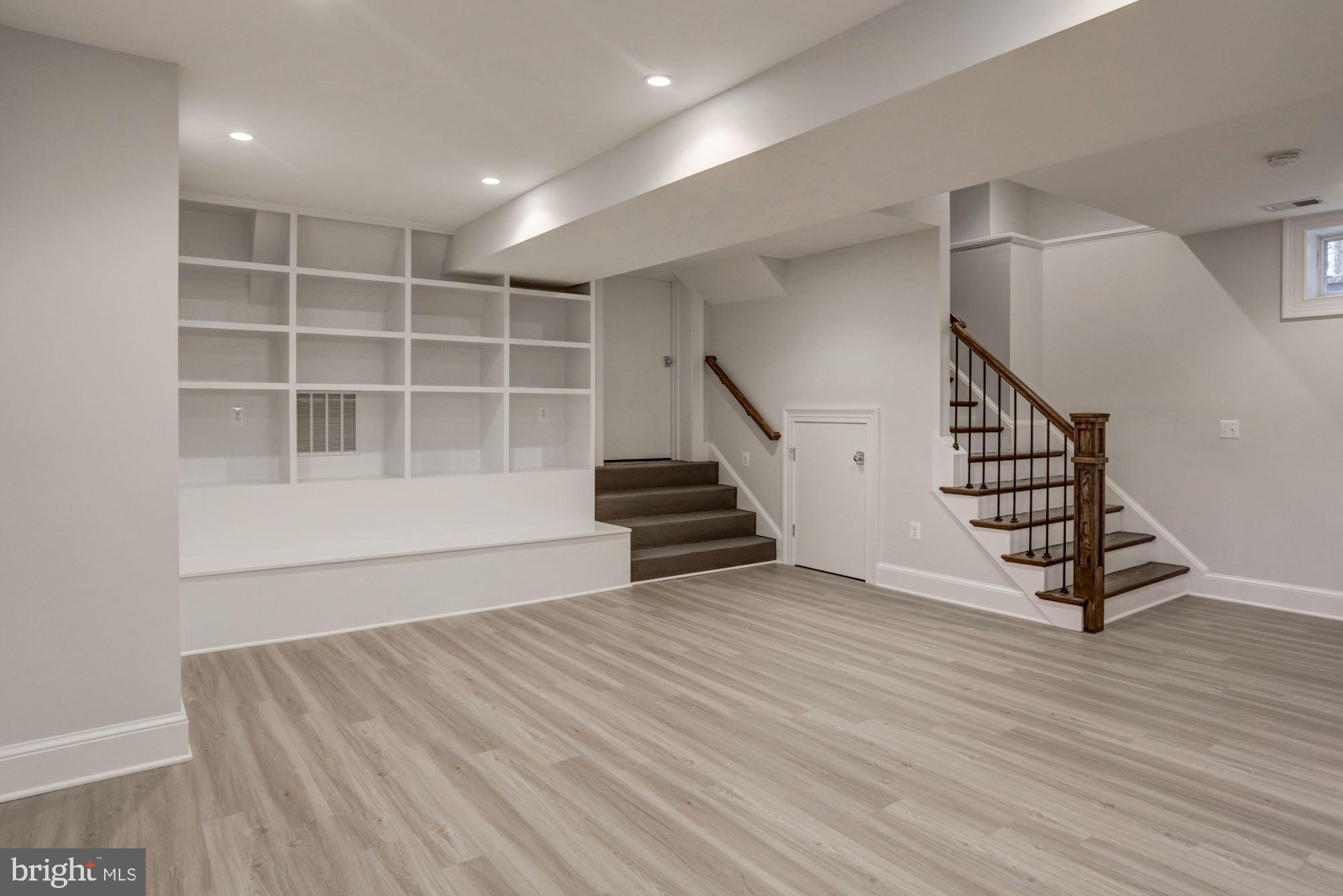 ROSEMONT - Residential