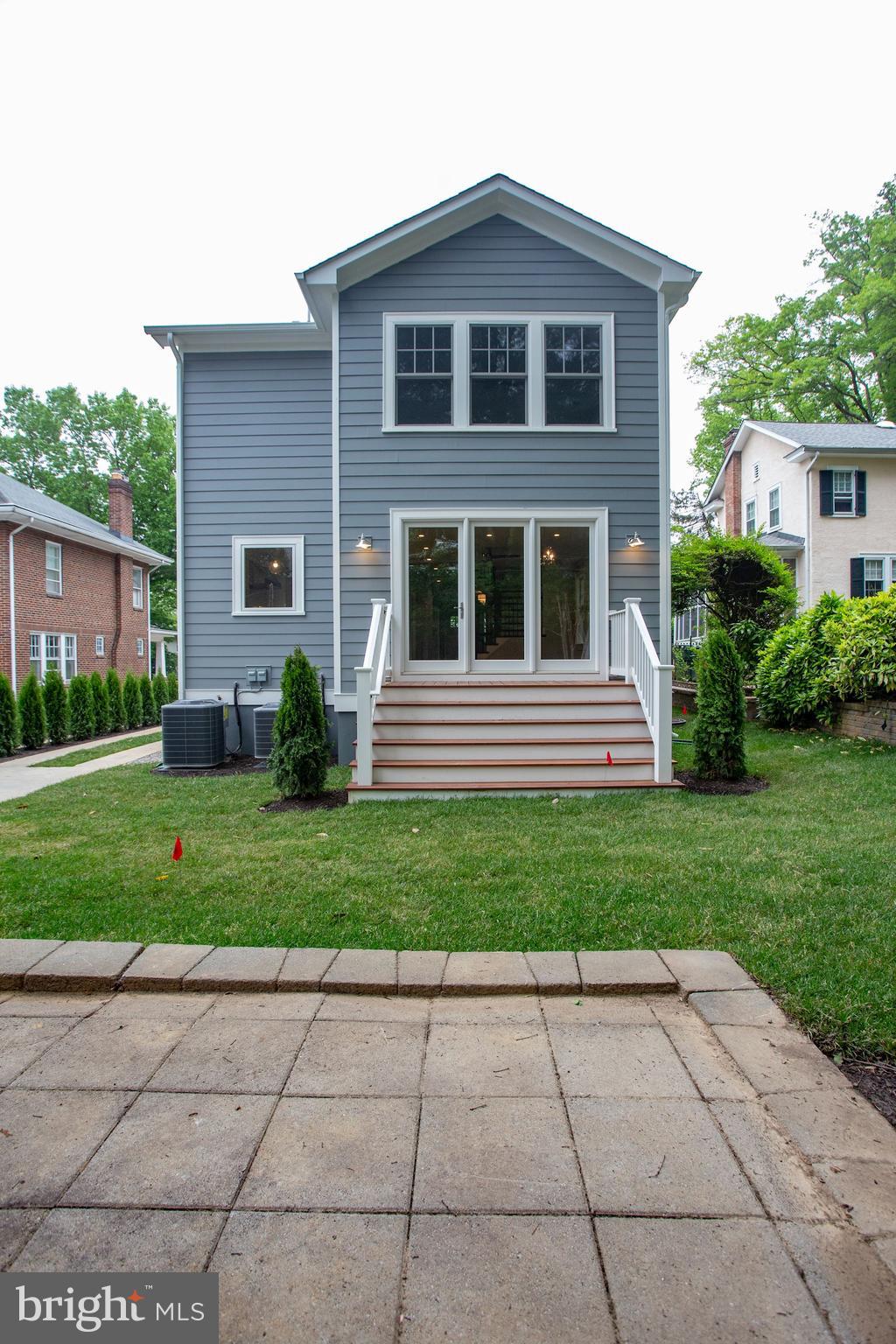 ROSEMONT - Residential