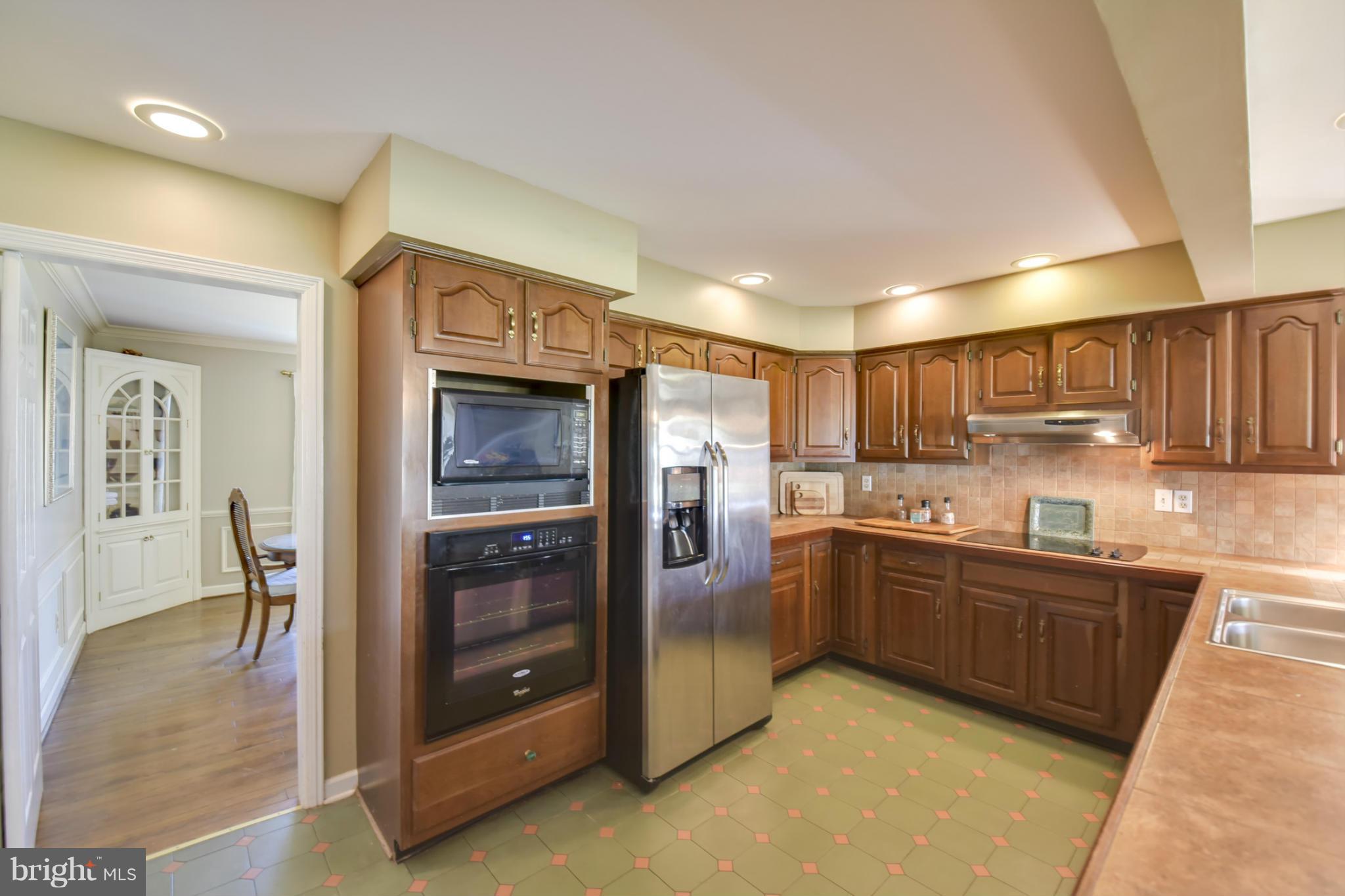 HUNTING CREEK ESTATES - Farm