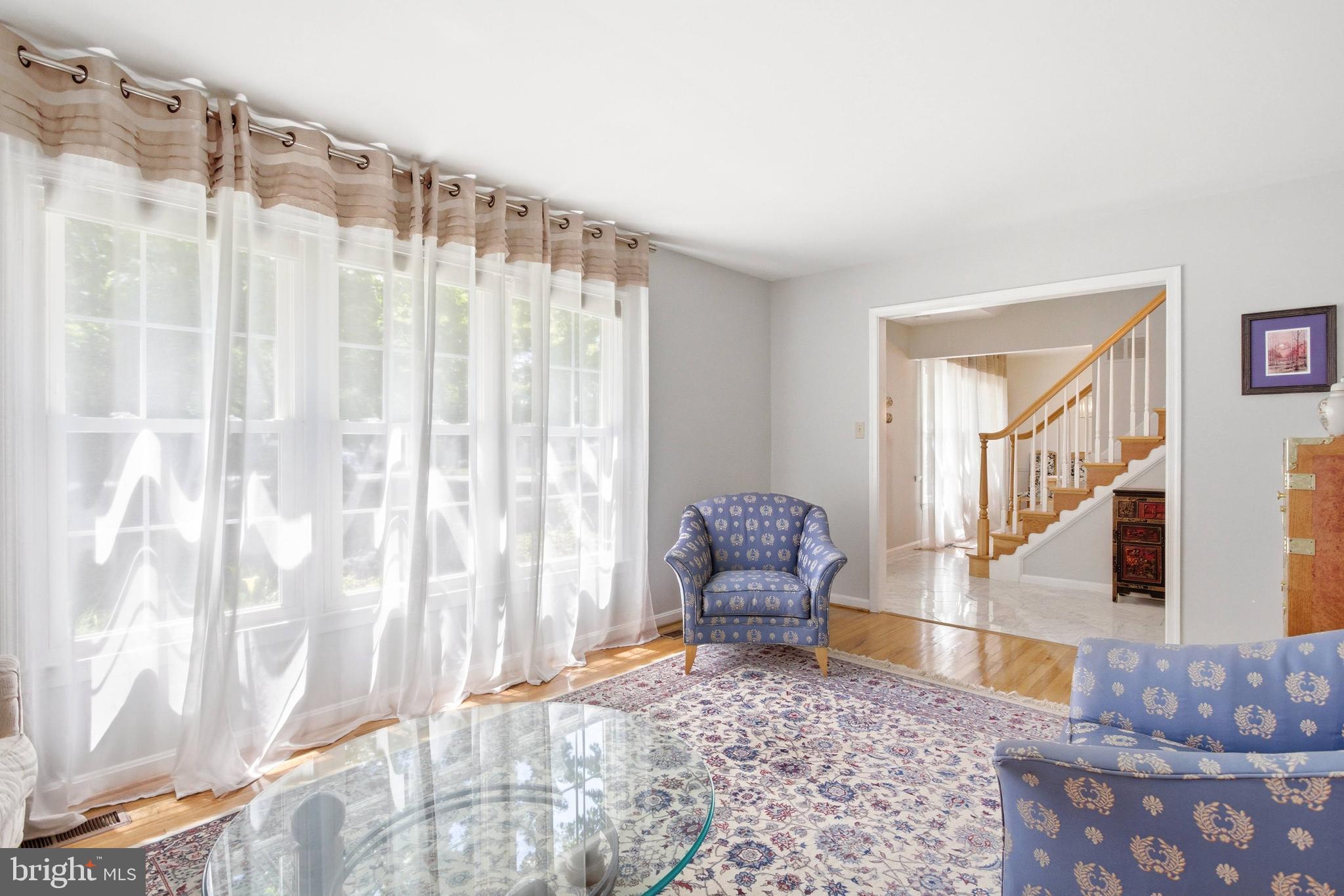 OAK HILL - Residential