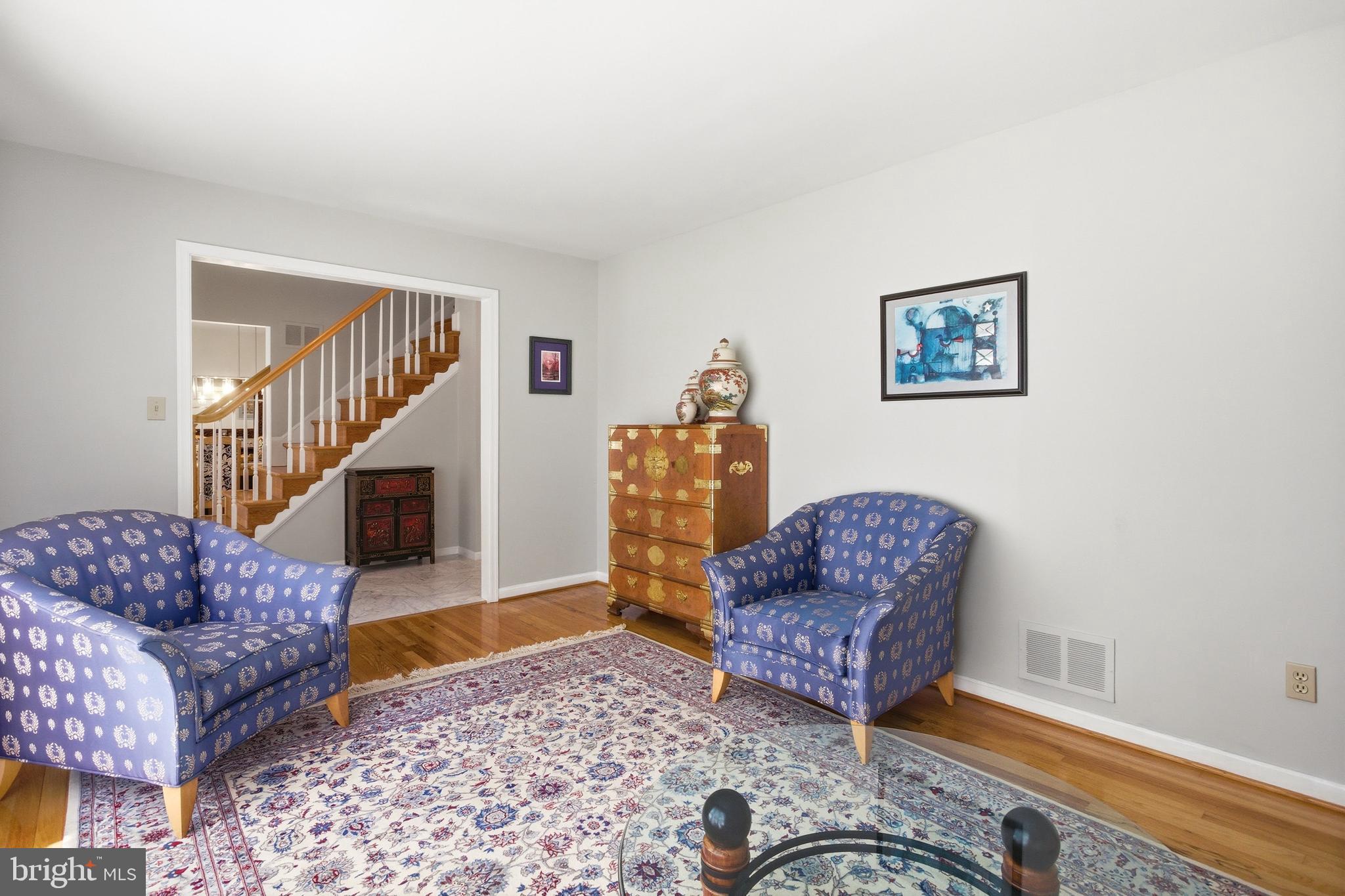 OAK HILL - Residential