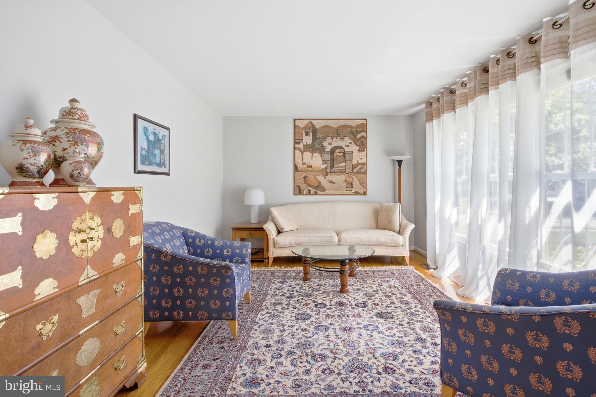 OAK HILL - Residential