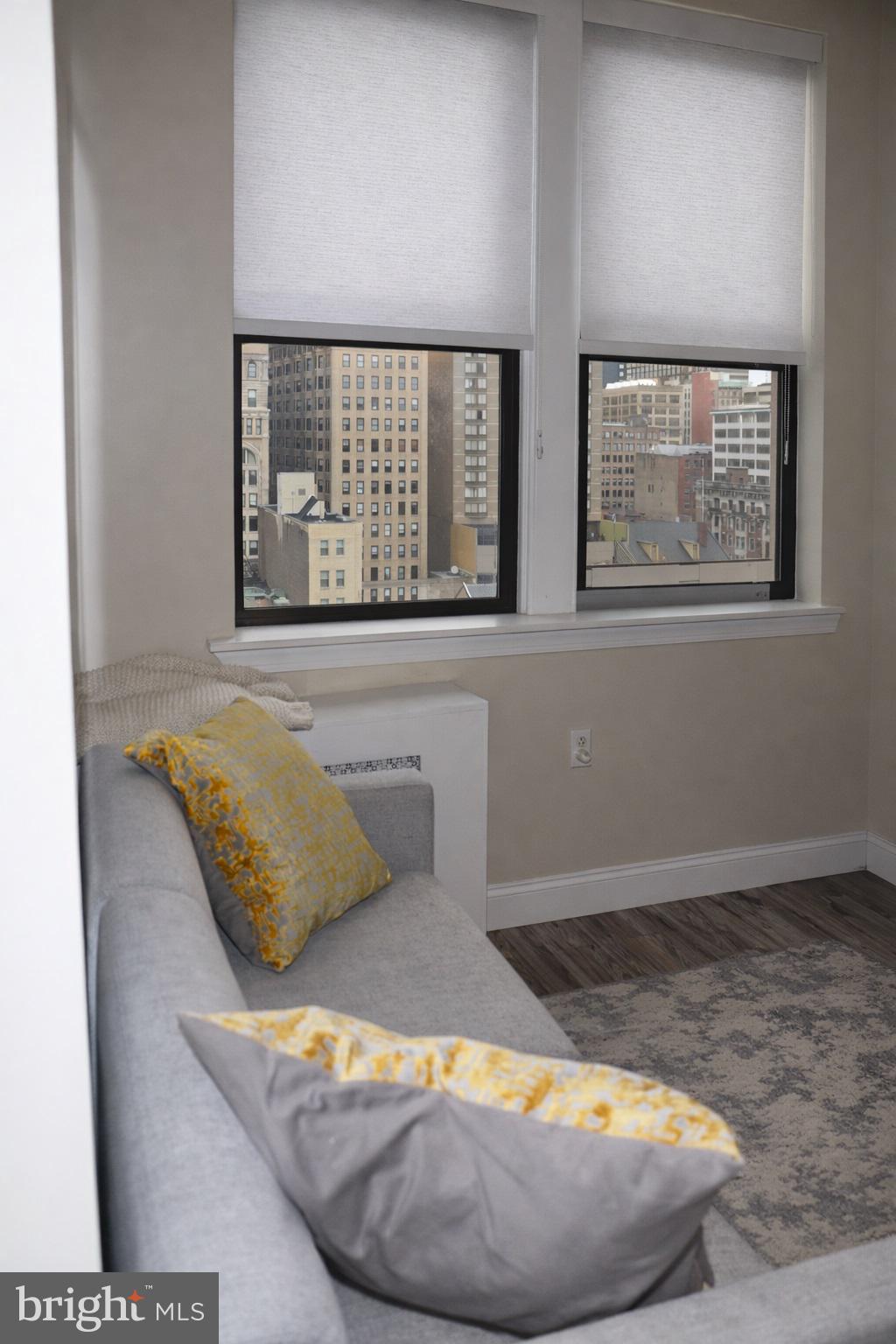 AVENUE OF THE ARTS - Residential