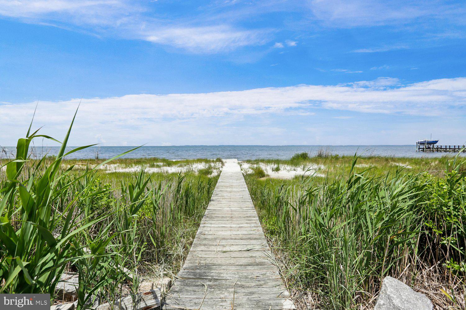 SEA MARK SHORES - Residential