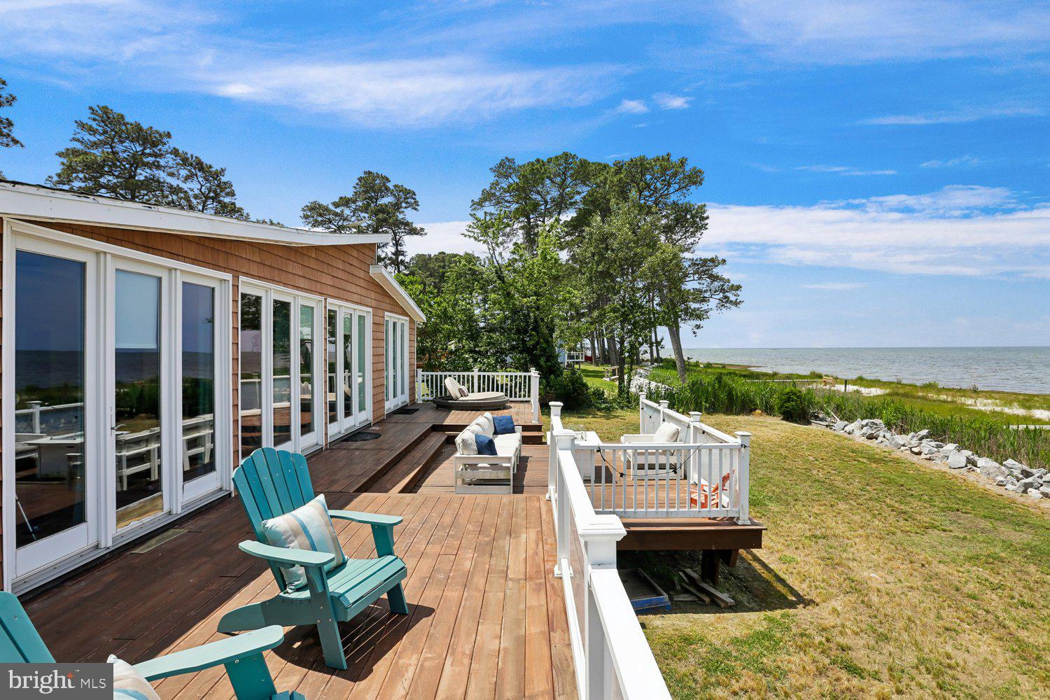 SEA MARK SHORES - Residential