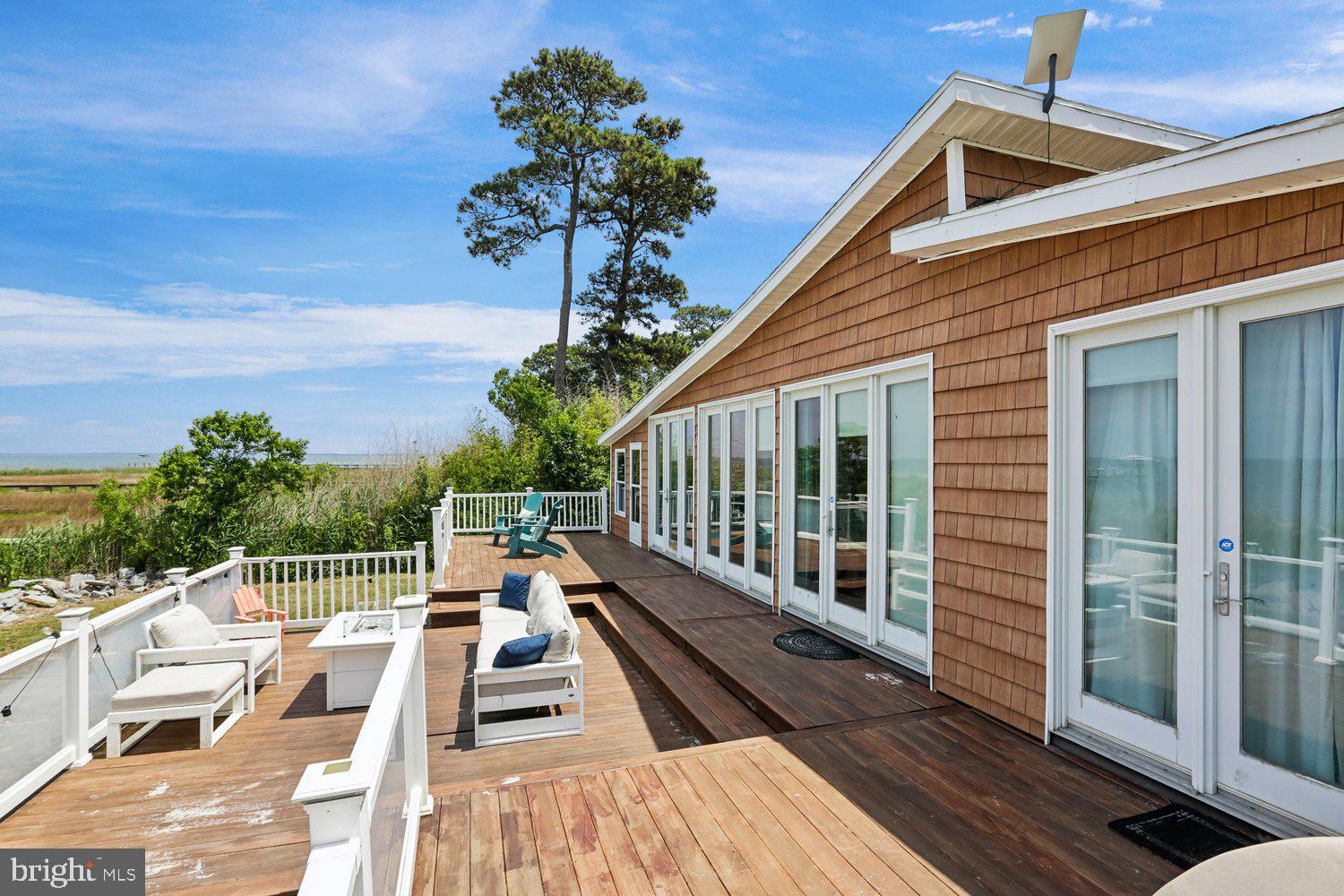 SEA MARK SHORES - Residential