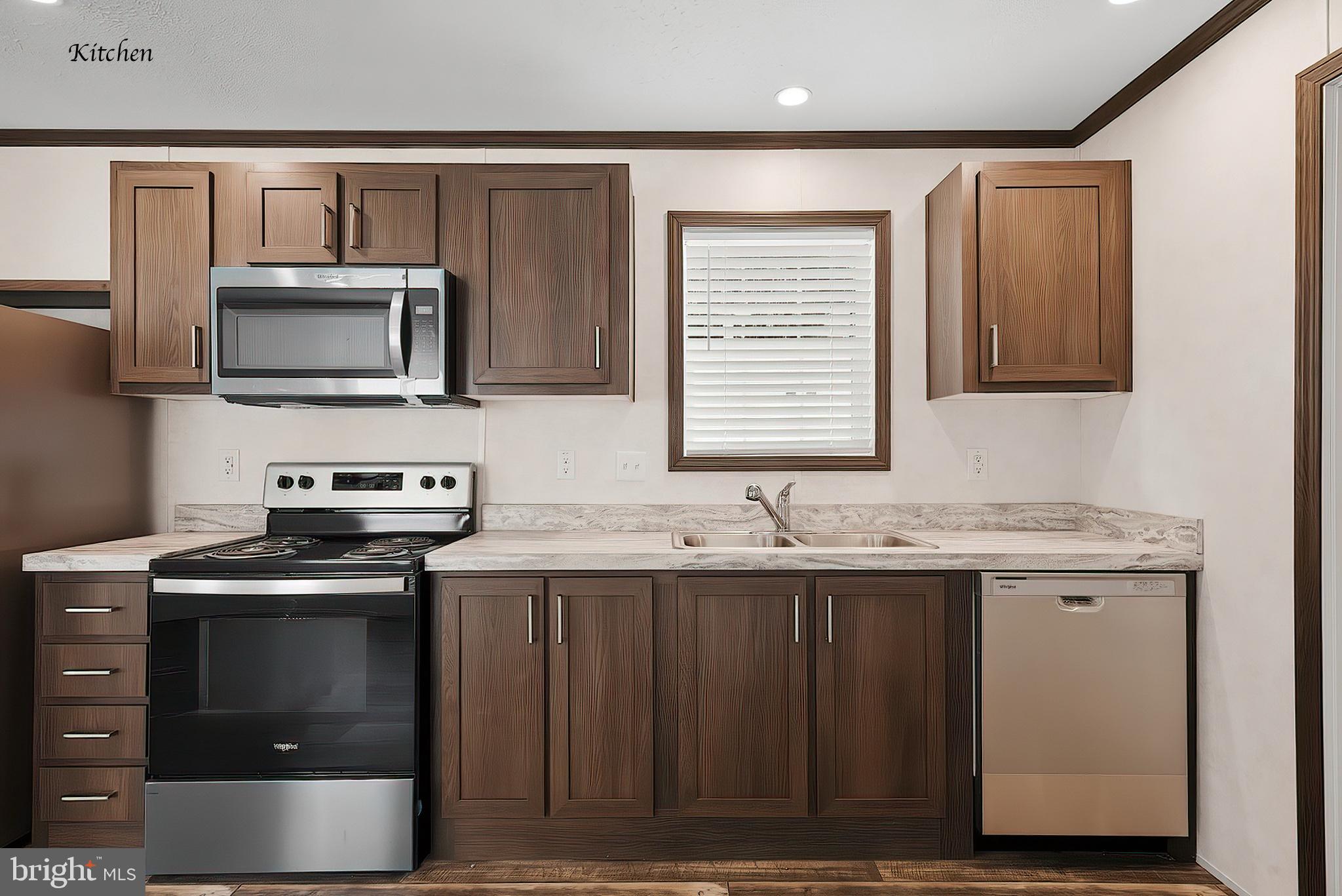 TOWN & COUNTRY TERRACE - Residential