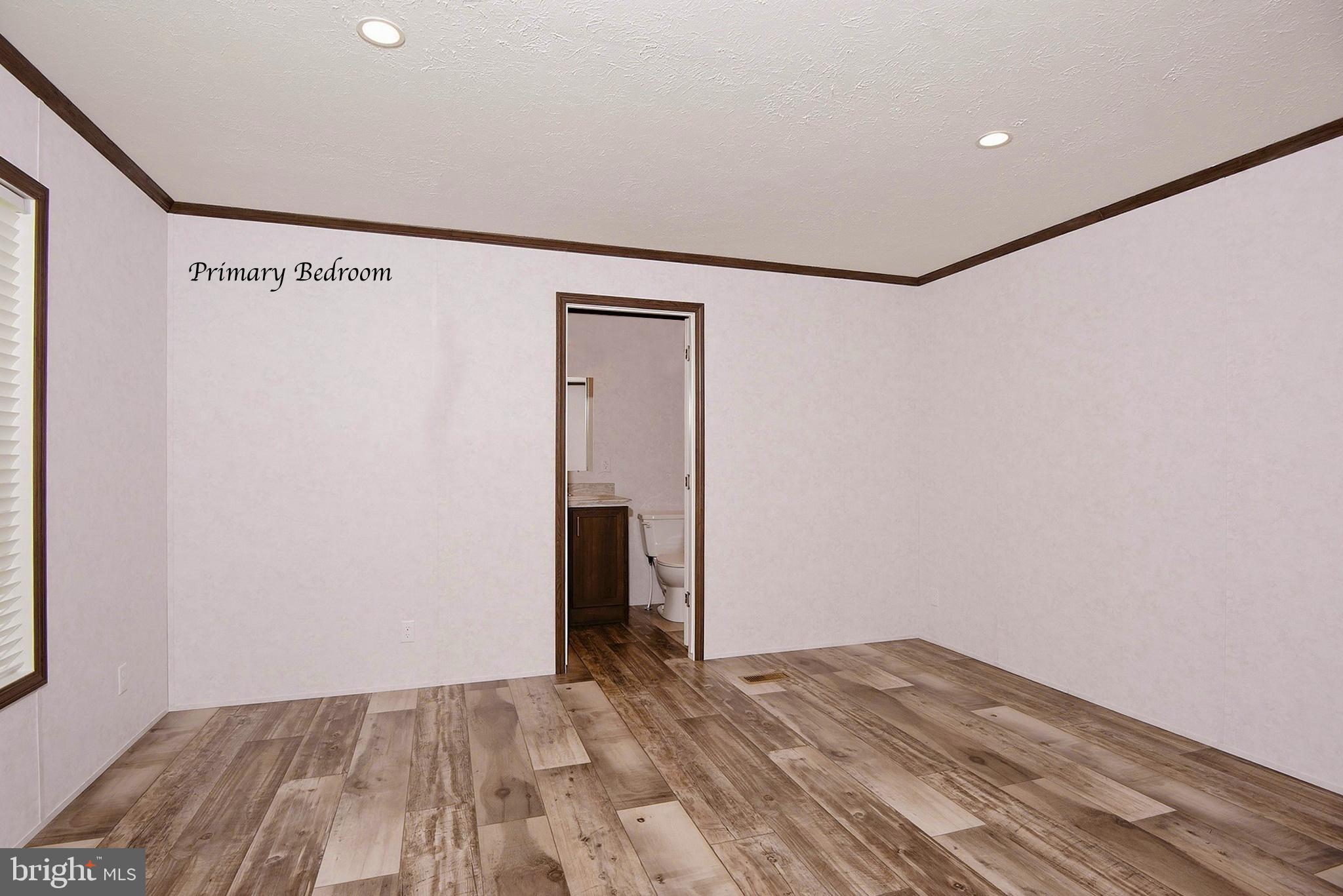 TOWN & COUNTRY TERRACE - Residential