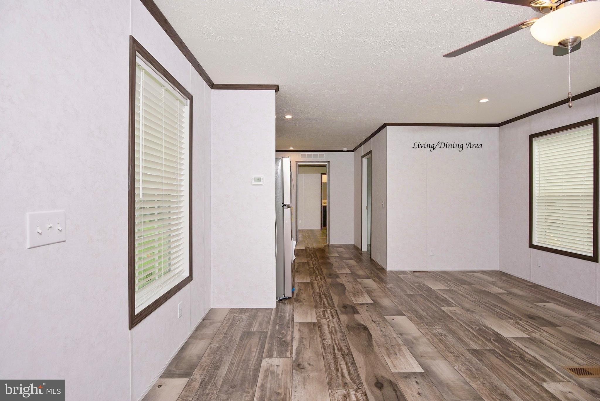 TOWN & COUNTRY TERRACE - Residential
