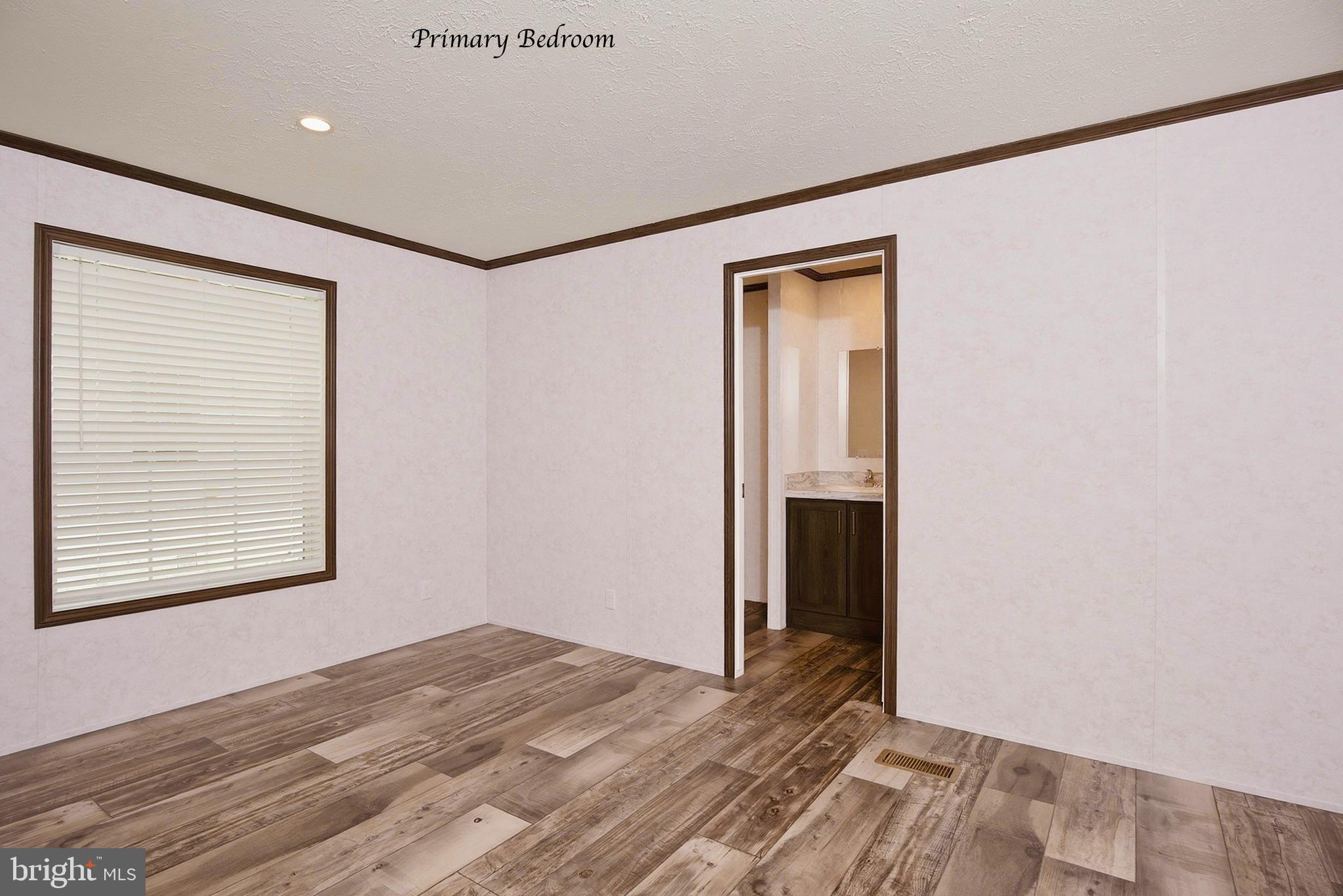 TOWN & COUNTRY TERRACE - Residential