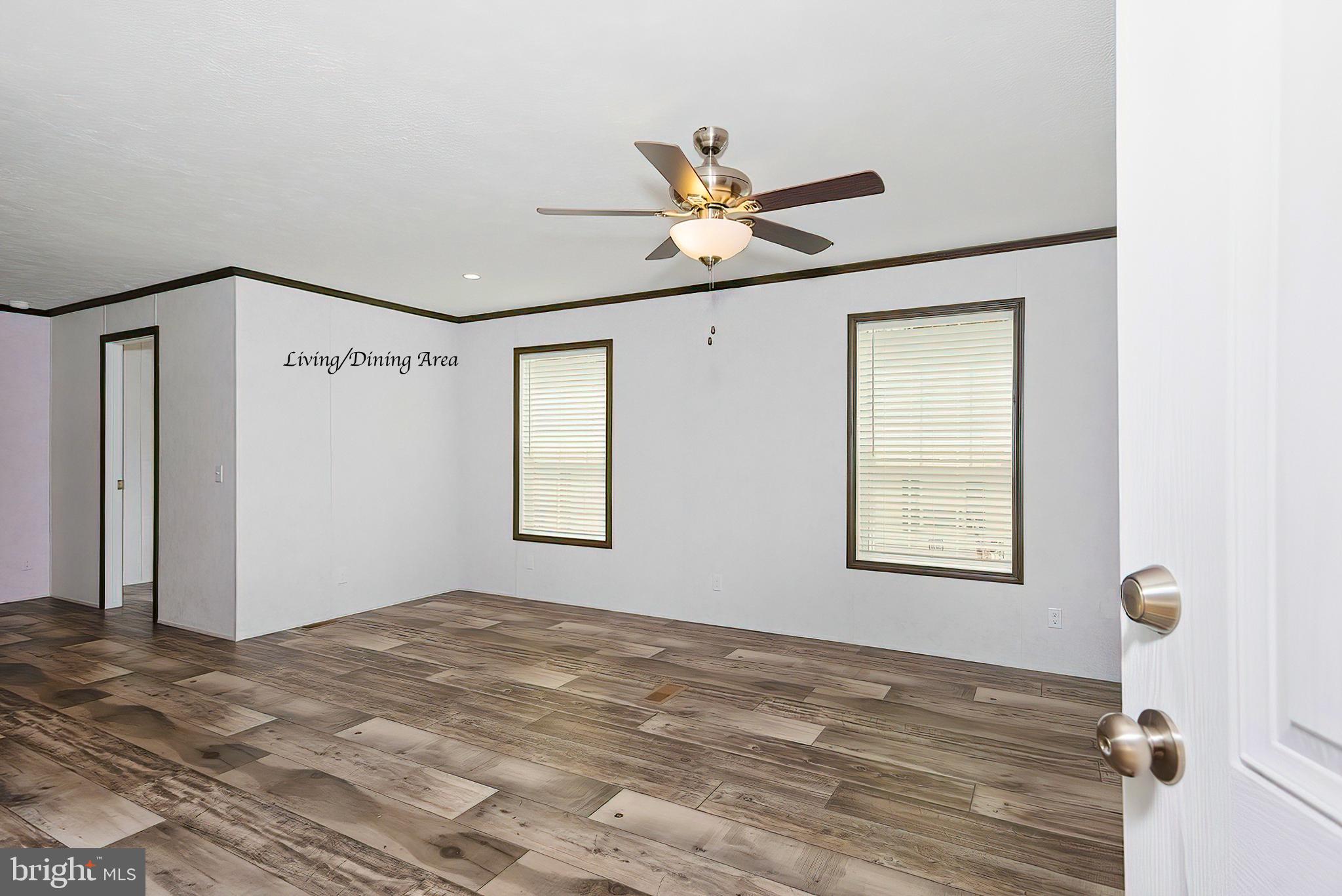TOWN & COUNTRY TERRACE - Residential