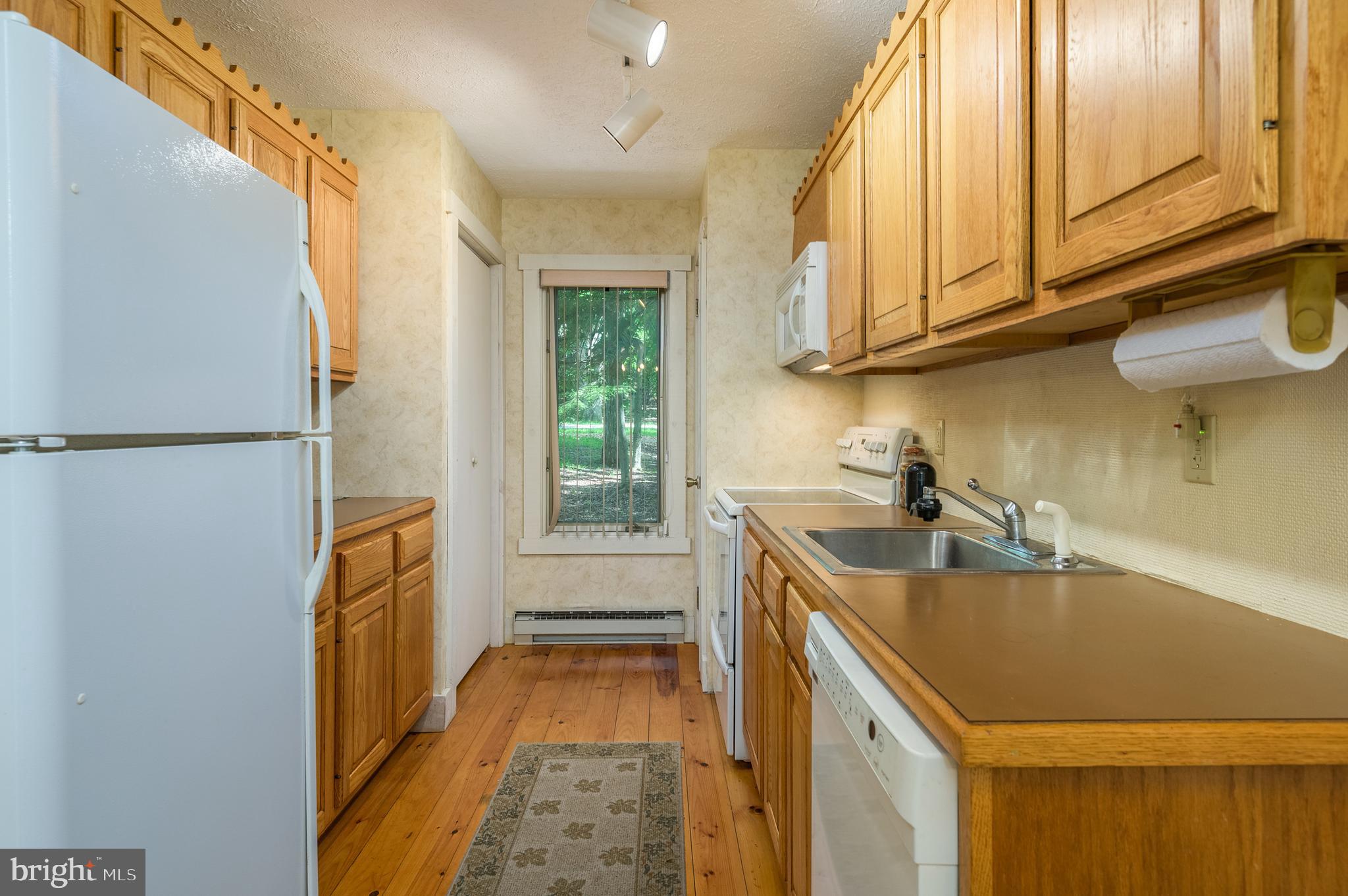 SNOW RIDGE VILLAGE - Residential