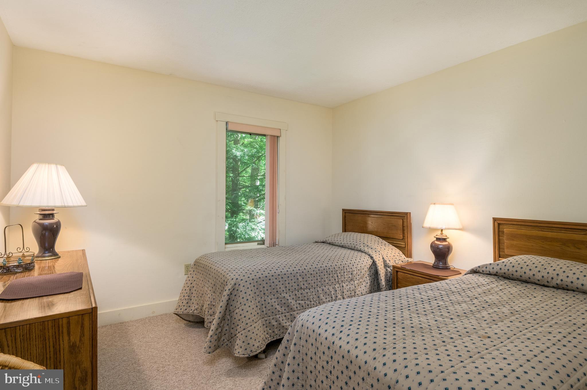 SNOW RIDGE VILLAGE - Residential
