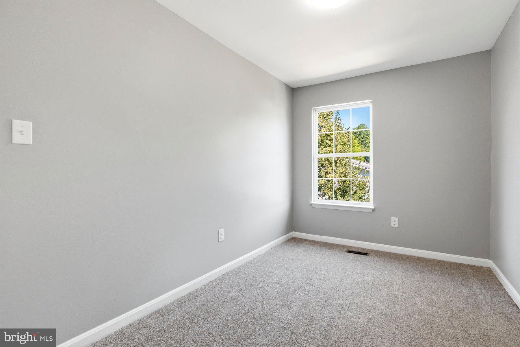 DOWNTOWN WESTMINSTER - Residential