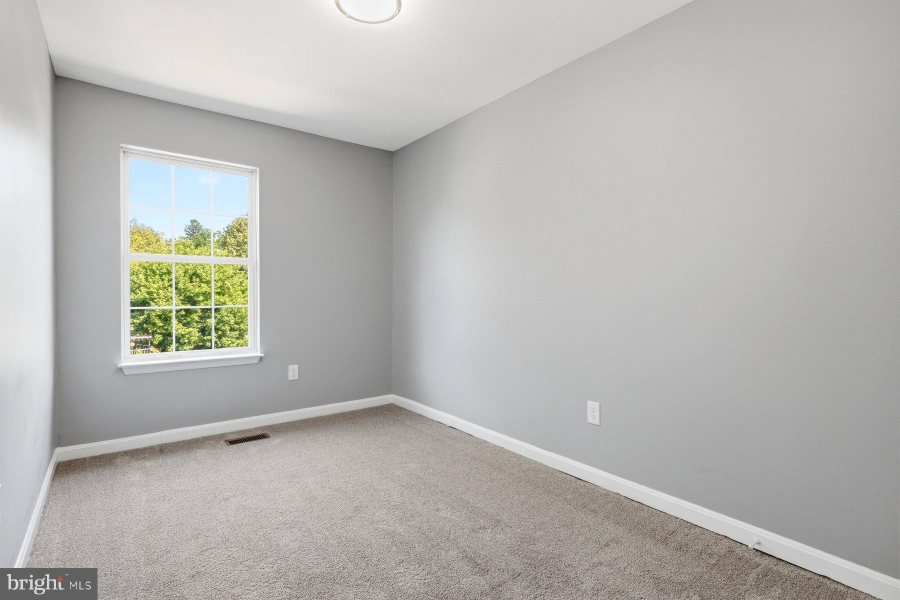 DOWNTOWN WESTMINSTER - Residential