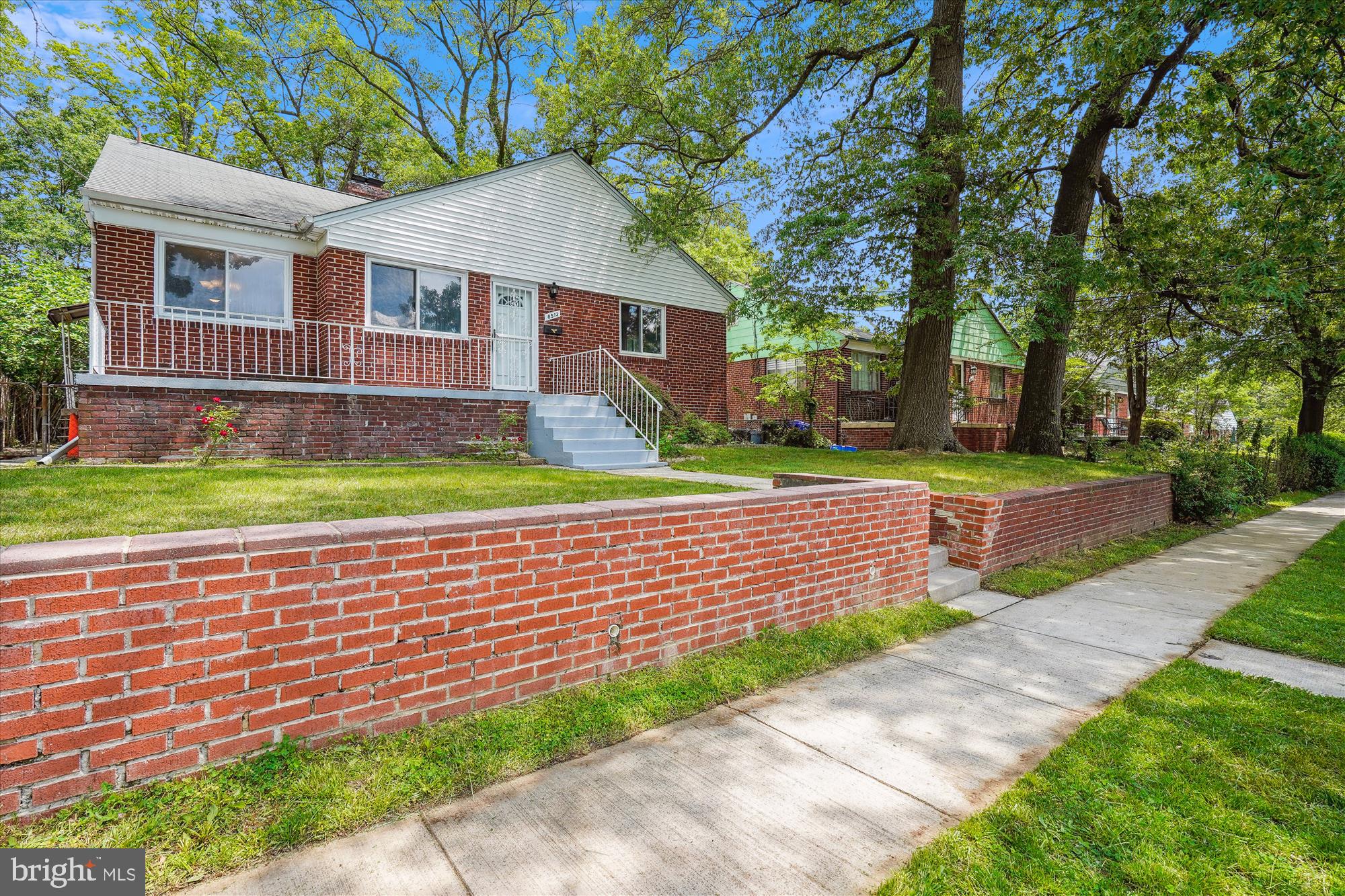 ROLLING TERRACE - Residential