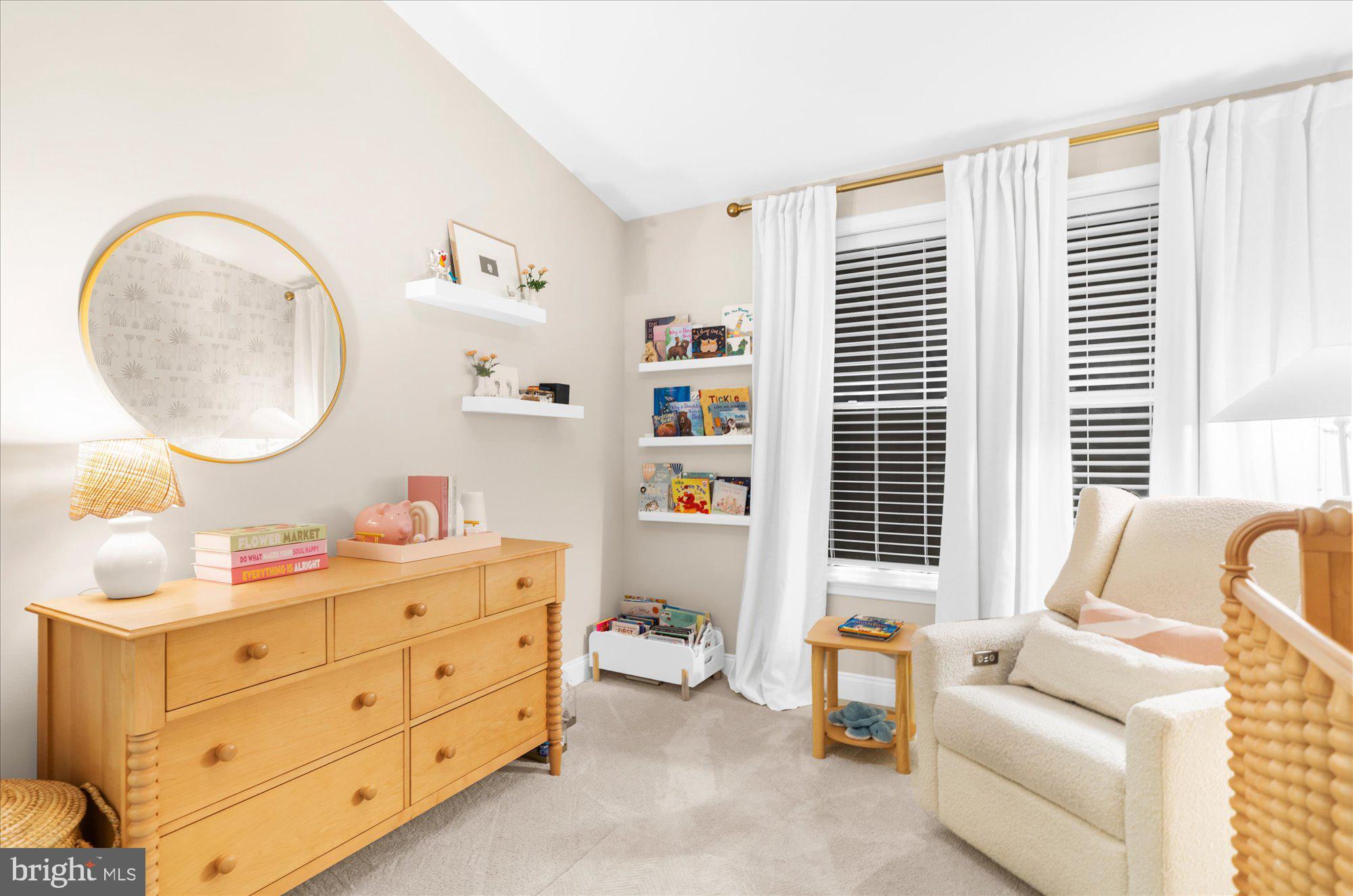 RAVENSCLIFF - Residential
